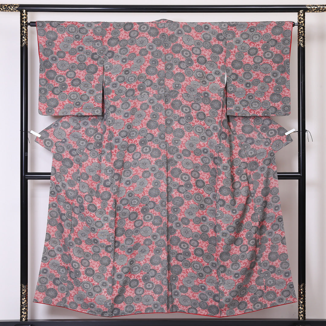 小紋 袷 身丈150cm 裄丈64cm 正絹 Aランク インフォーマル 広衿 Sサイズ 琳派 唐草華文 菊 赤系 RP 1221-01961