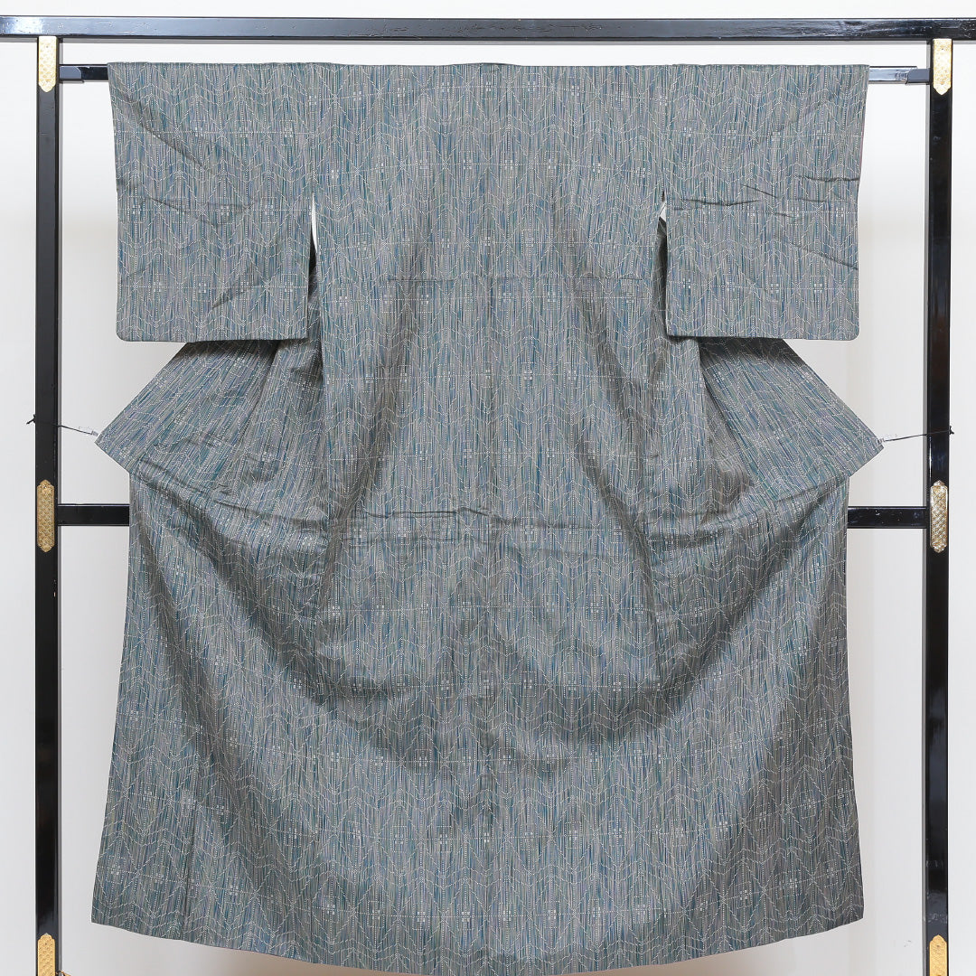 紬 袷 身丈152cm 裄丈63cm 正絹 Aランク Sサイズ バチ衿 カジュアル 幾何学柄 グレー系 多色系 1216-00468