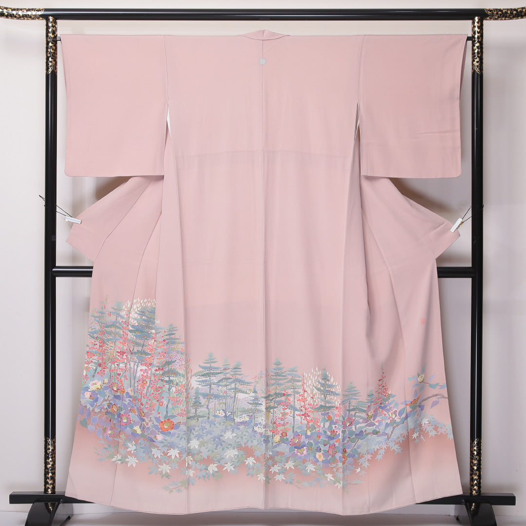 色留袖 一つ紋 丸に四つ剣片喰 身丈158cm 裄丈65cm Aランク 正絹 袷 広衿 M 作家物 落款 風景柄 セミフォーマル ピンク系 1211-F0251