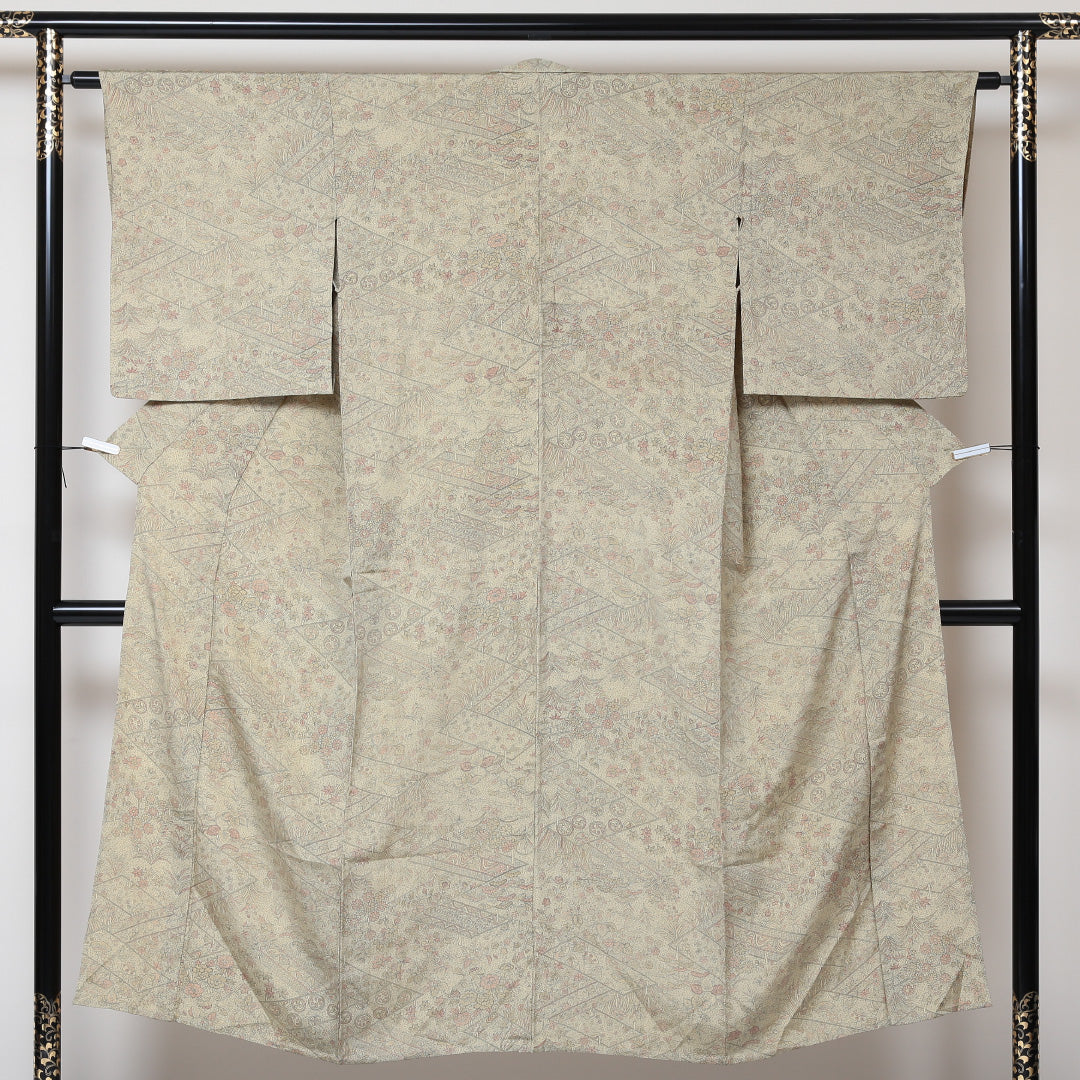 小紋 単衣 身丈145cm 裄62.5cm ベージュ系 古典柄 正絹 Aランク 1215-01519-3125