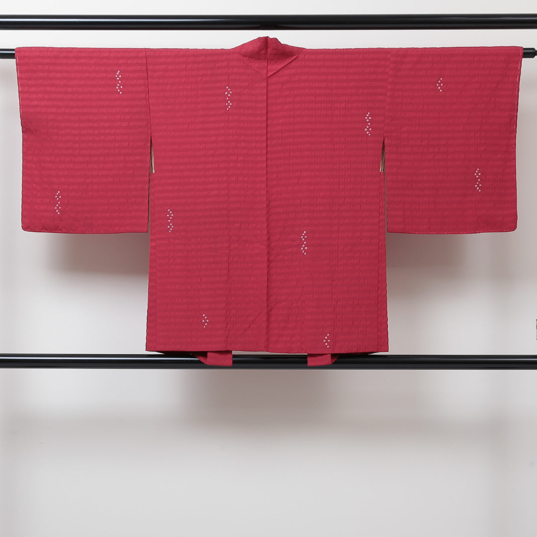 未使用品 羽織 身丈76cm 裄丈61cm S 正絹 縞 しつけ糸 赤系 Sランク 1217-00373