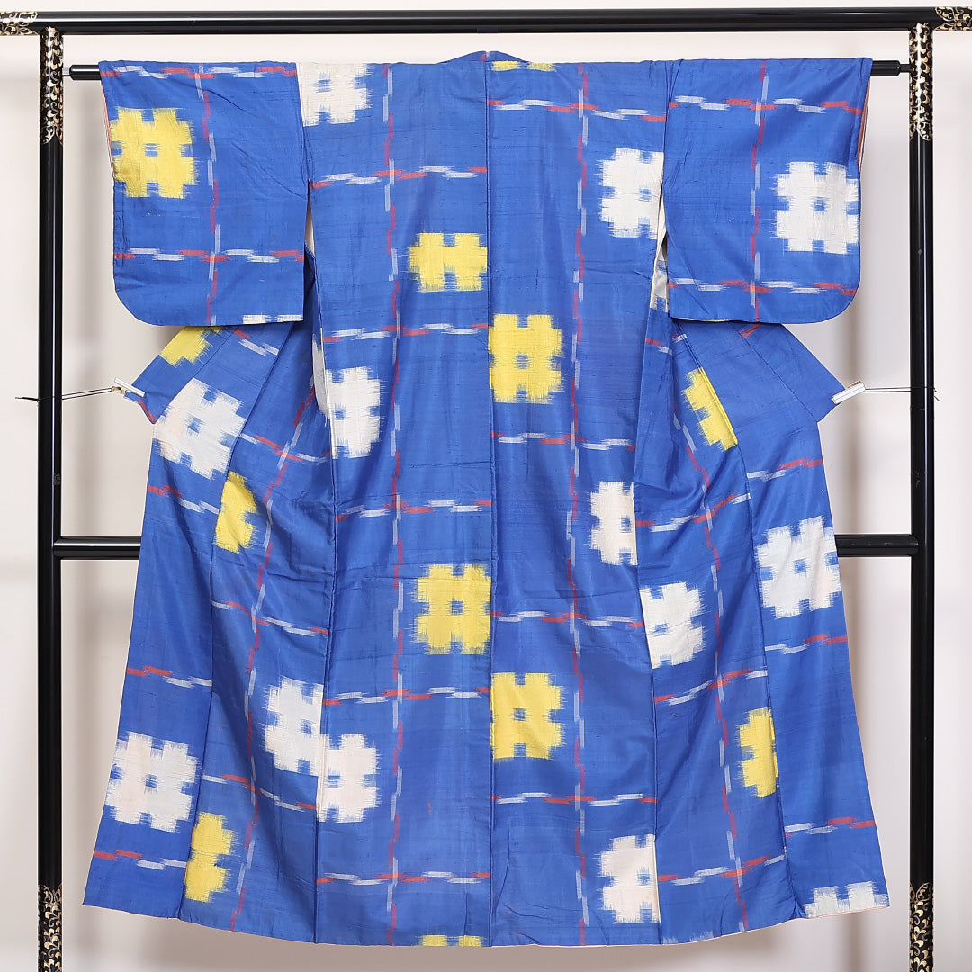 アンティーク 銘仙の着物 袷 身丈146cm 裄丈61cm 正絹 Cランク バチ衿 XSサイズ 井桁絣 青系 RP 1223-03746