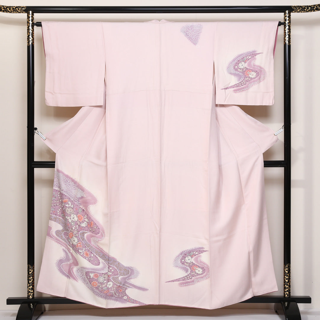 訪問着 袷 身丈157cm 裄丈63cm 正絹 Bランク セミフォーマル 広衿 Mサイズ 辻が花風 金彩 流水 花柄 吉祥文様 ピンク系 HP 1217-04416