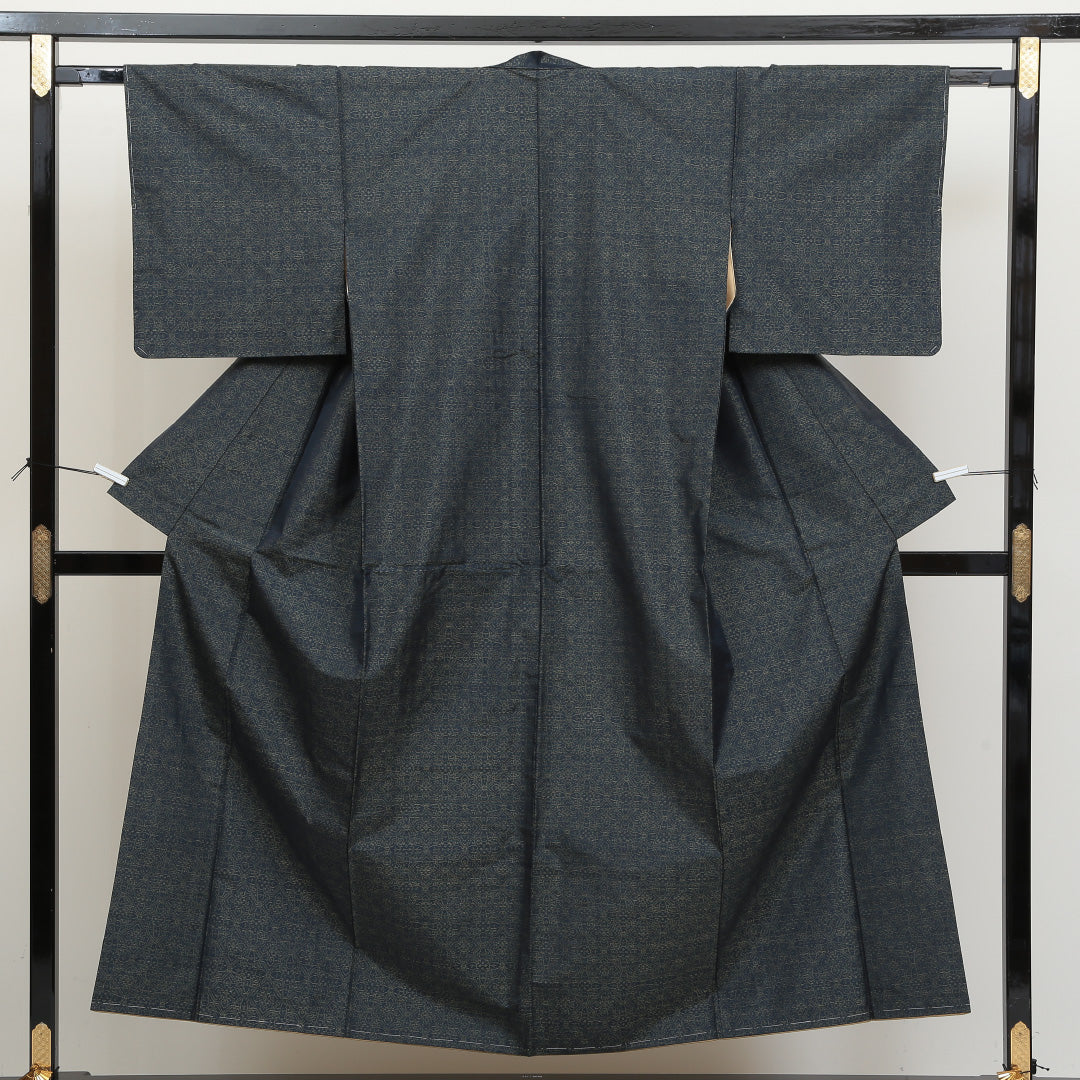大島紬 袷 身丈151cm 裄丈62cm 正絹 Aランク インフォーマル 広衿 Sサイズ 緯総絣 花菱 緑系 RP 1223-02838