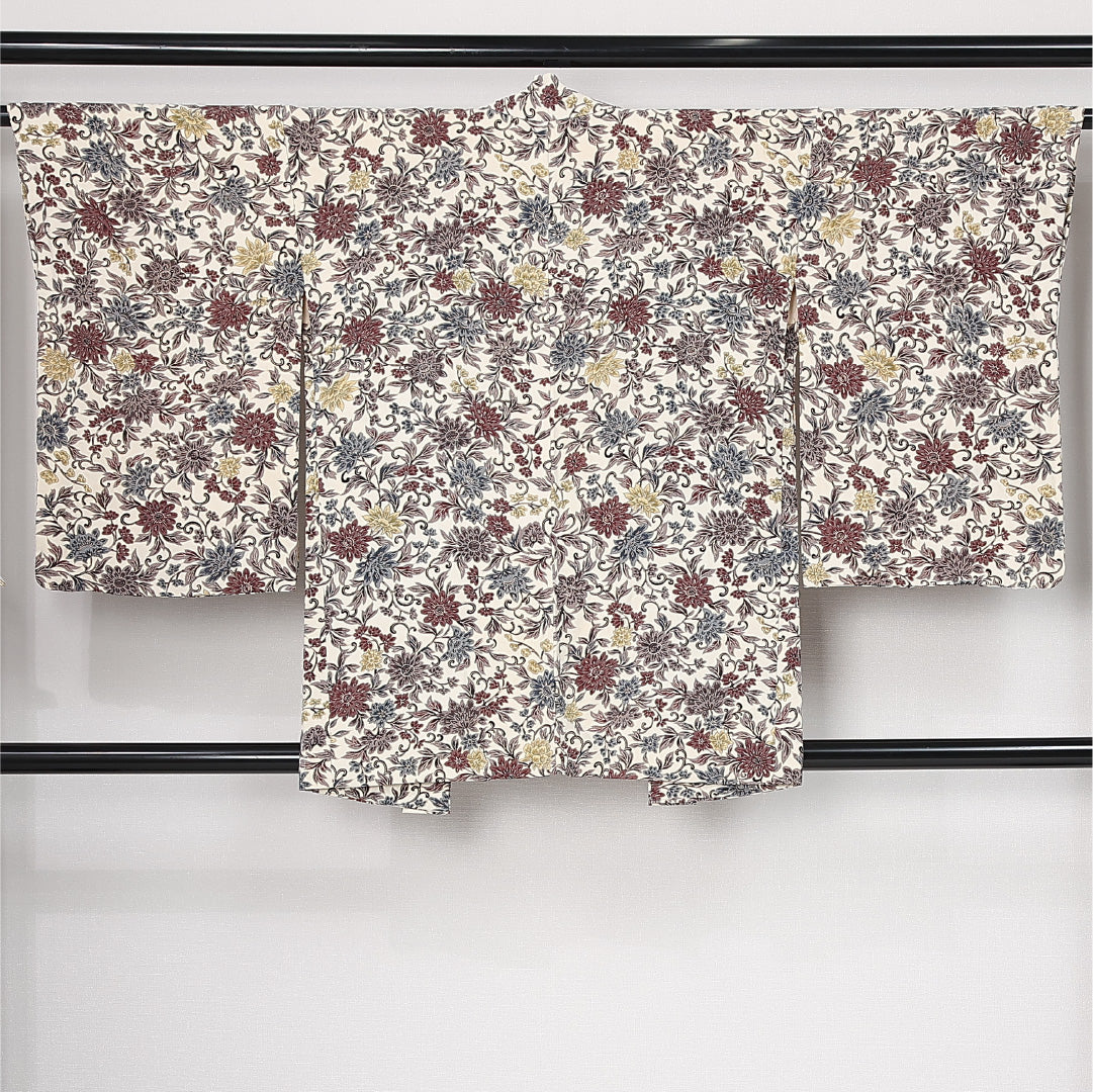 羽織 袷 身丈83cm 裄丈64cm 正絹 Sランク カジュアル Mサイズ 紐あり 唐草 菊 クリーム系 M4 1232-12614
