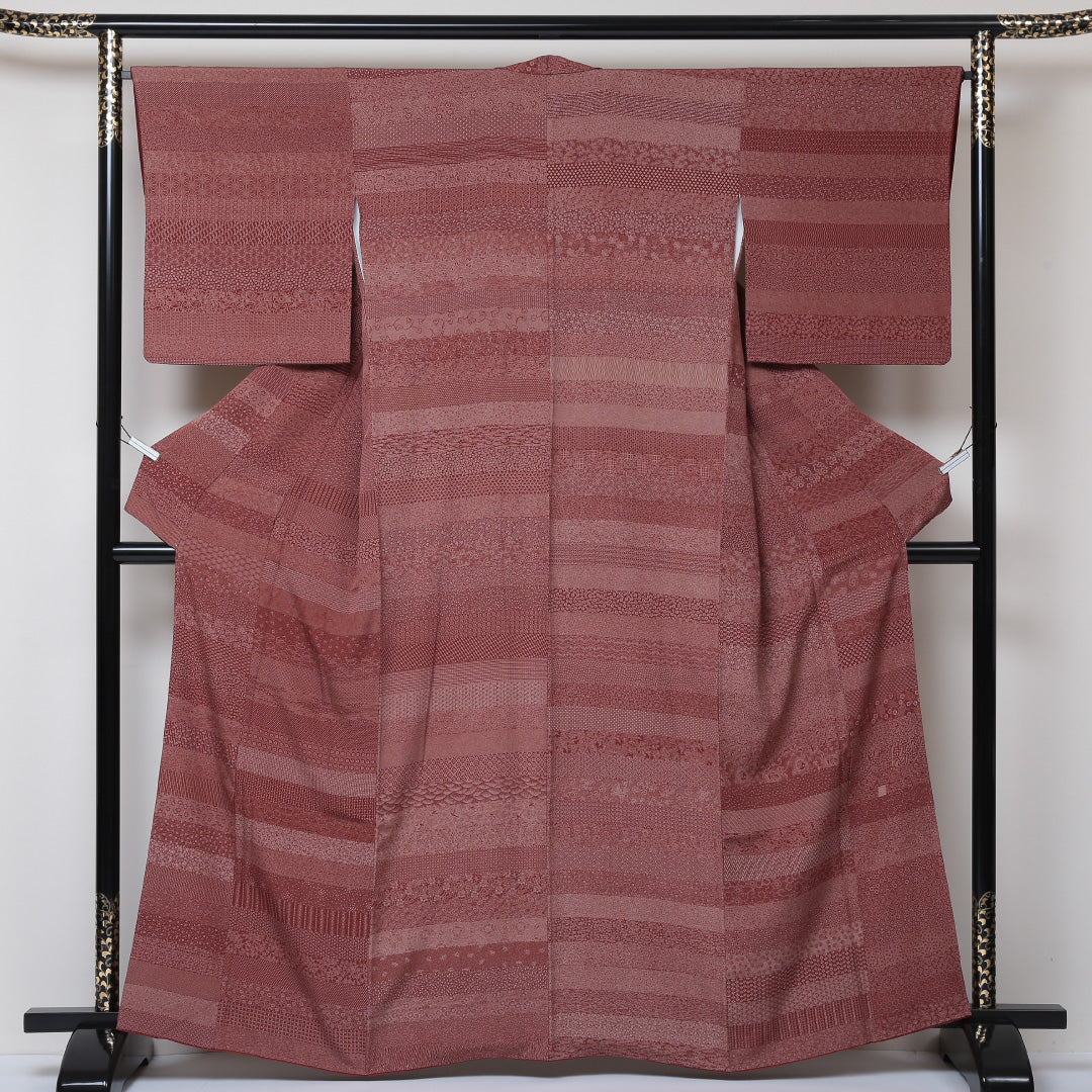 江戸小紋 袷 身丈162cm 裄66cm 赤系 寄せ柄 作家物 正絹 Sランク 落款 1215-01497-2412