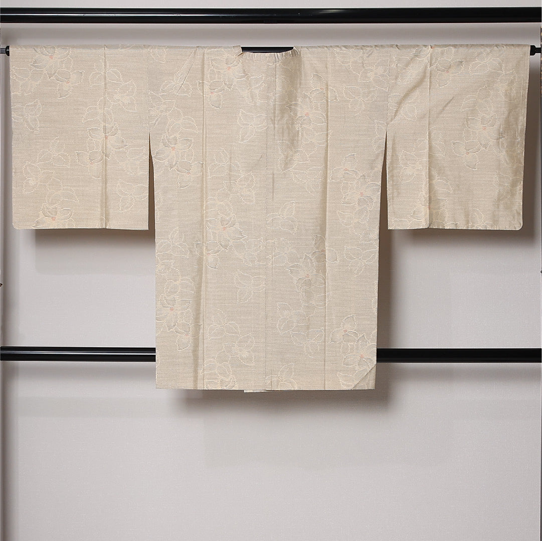 道行コート (白大島紬) 袷 身丈88cm 裄丈66cm 正絹 Aランク カジュアル Mサイズ 花柄 クリーム系 M4 1237-12913