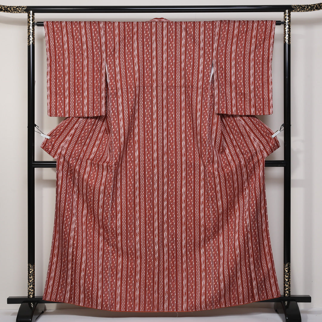 小紋 袷 身丈161cm 裄63cm 赤系 創作 洗える着物 Sランク しつけ糸 1215-01657-2412