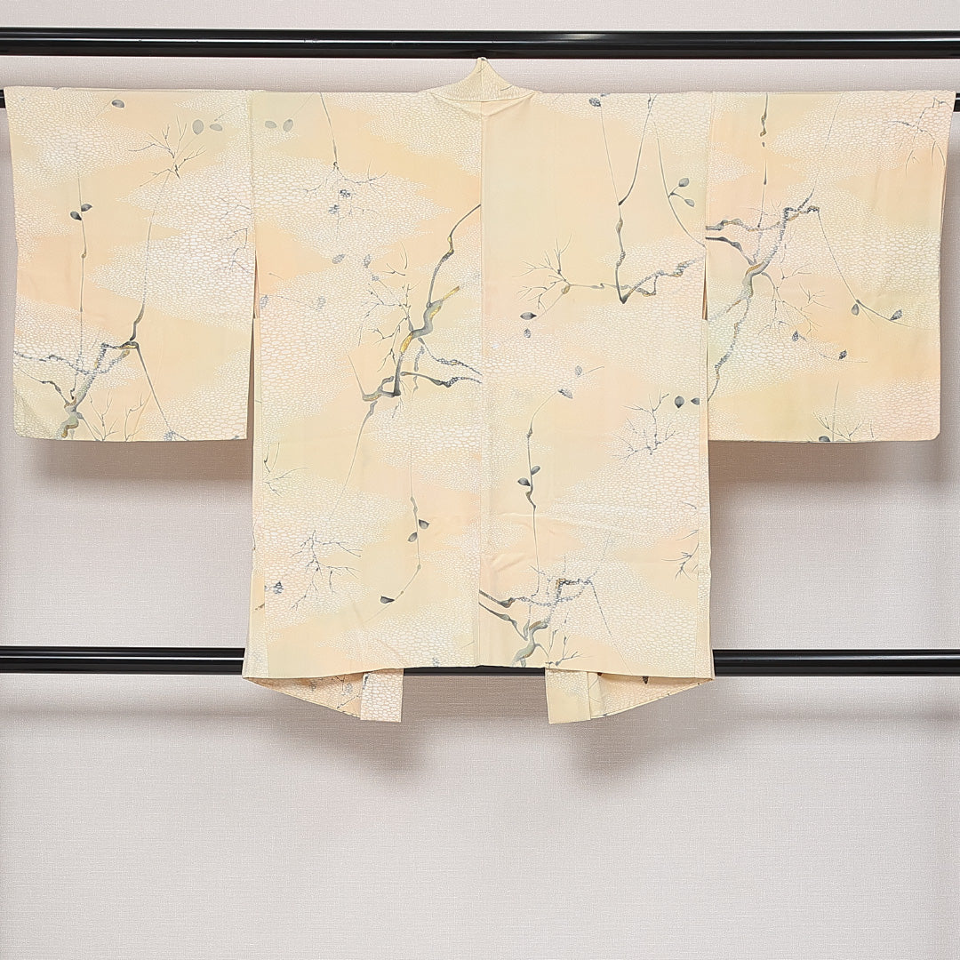 羽織 袷 身丈81cm 裄丈64cm 正絹 Bランク カジュアル Mサイズ 金彩 植物柄 クリーム系 HP 1232-13942