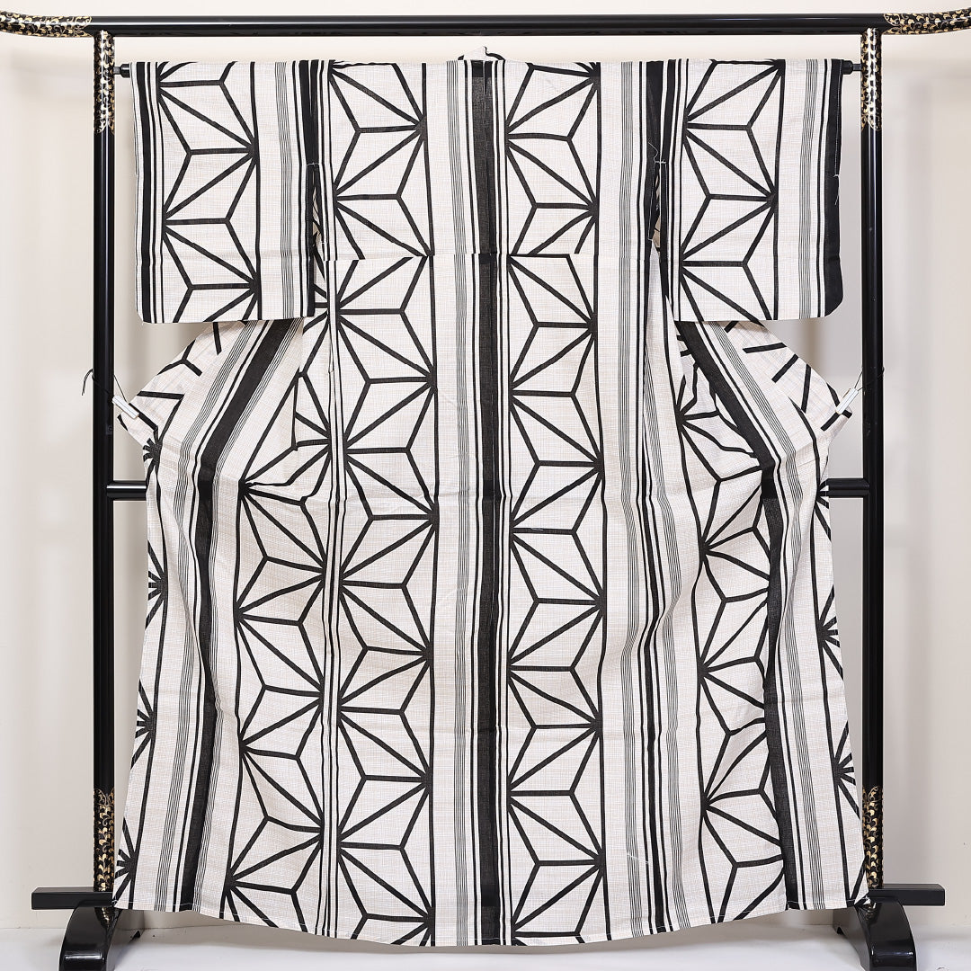新品 浴衣 綿麻 身丈163cm 裄丈67cm 洗える着物 麻の葉 黒系 茶系 Nランク 1218-00050