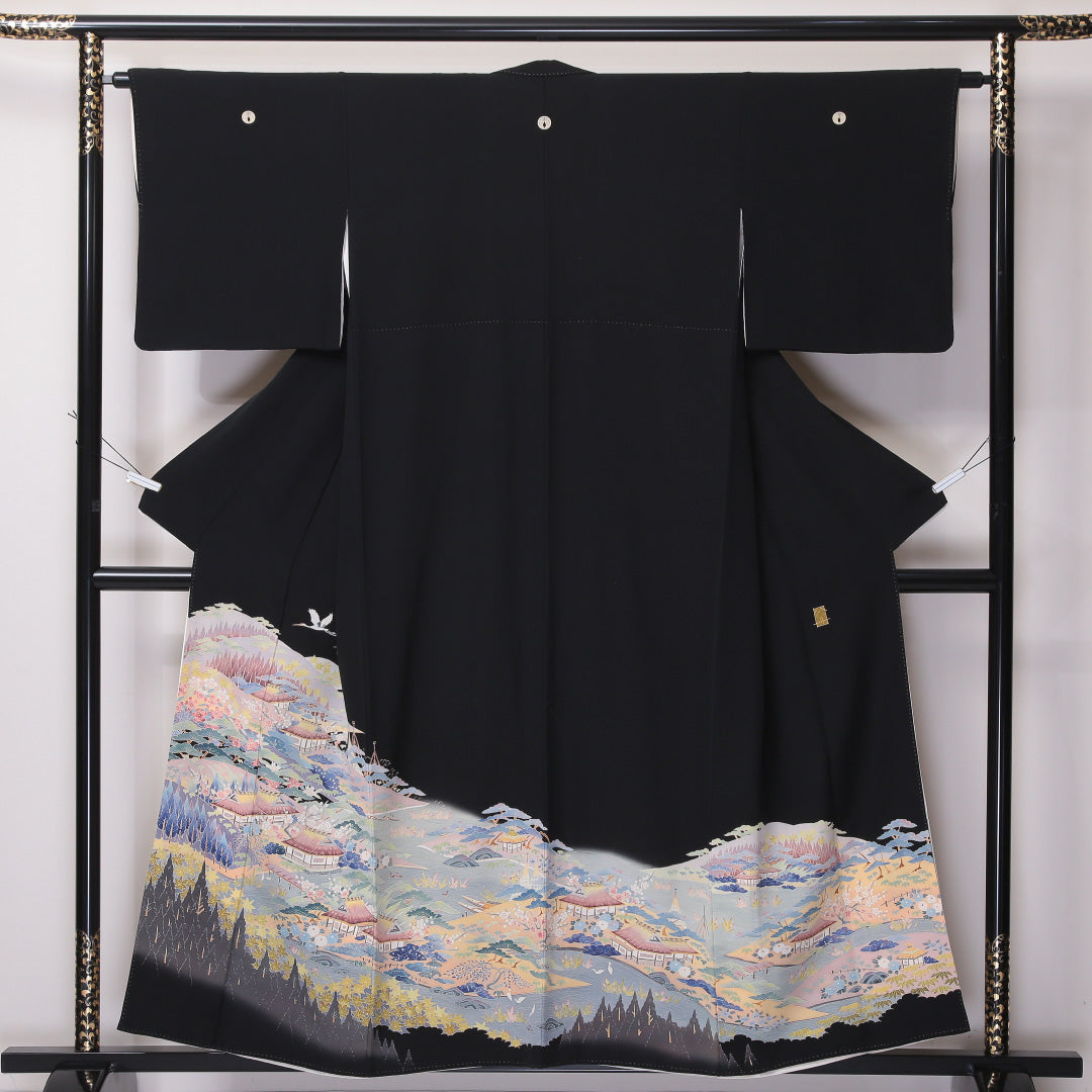 黒留袖 五つ紋 丸に抱き茗荷 身丈154cm 裄丈62cm Aランク 正絹 袷 比翼 広衿 S 作家物 落款 加賀友禅 茶屋辻 フォーマル 黒系 1211-F0256