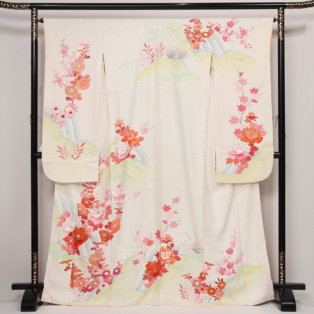 振袖 身丈168cm 裄丈65cm Aランク 正絹 袷 広衿 XL 牡丹 吉祥文様 菊 フォーマル 古典的 華やか クリーム系 白系 1213-F0545