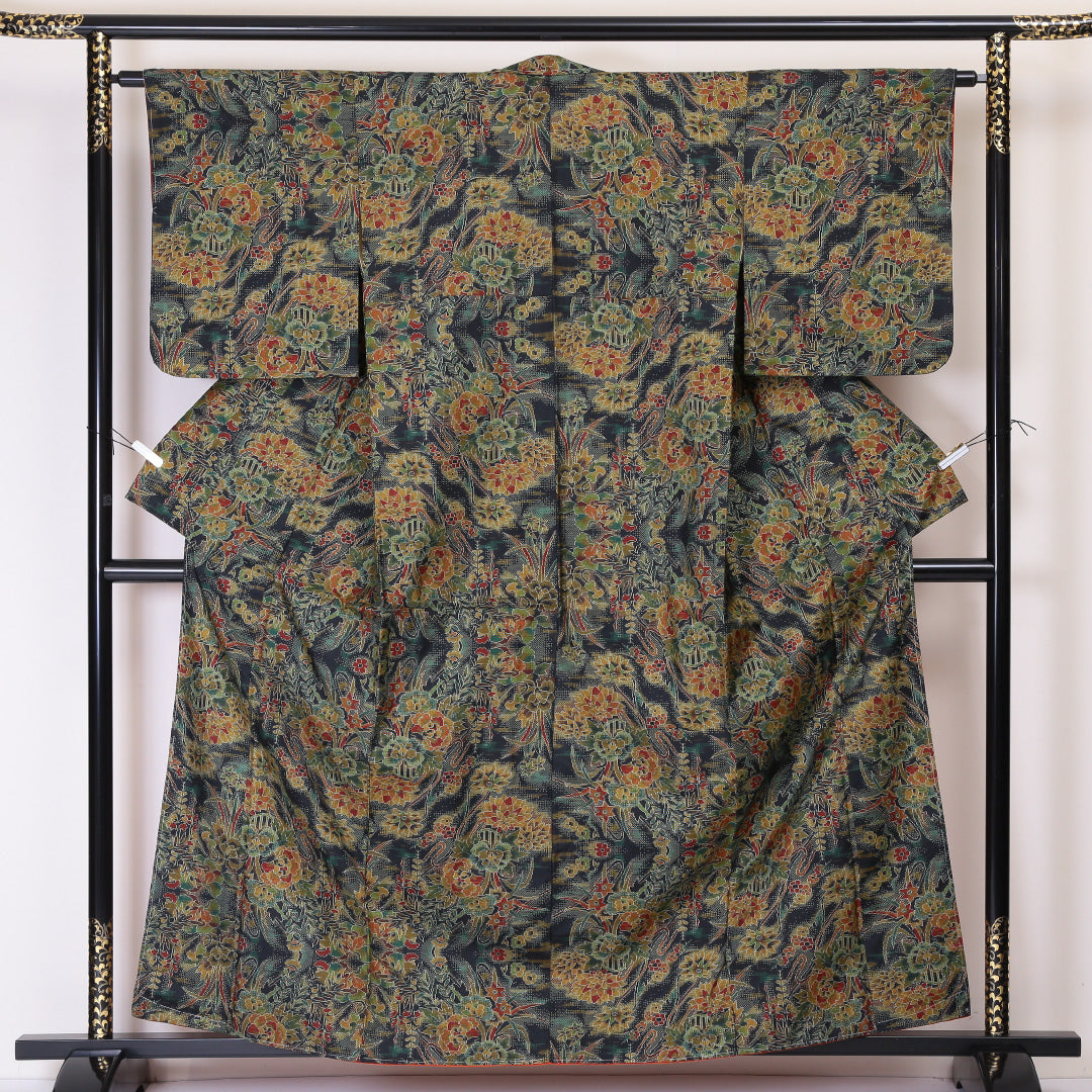 未使用品 大島紬 袷 身丈160cm 裄丈62cm 正絹 Sランク インフォーマル 広衿 Lサイズ 9マルキ しつけ糸 花柄 植物柄 経緯絣 緑系 SR 1223-03376