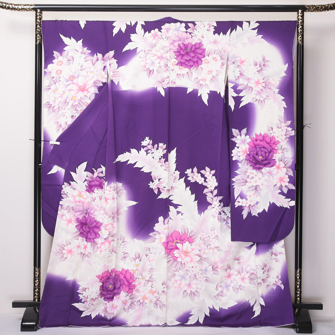 振袖 身丈171cm 裄丈68cm Bランク 袷 正絹 広衿 銀彩 牡丹 桜 1213-F0060