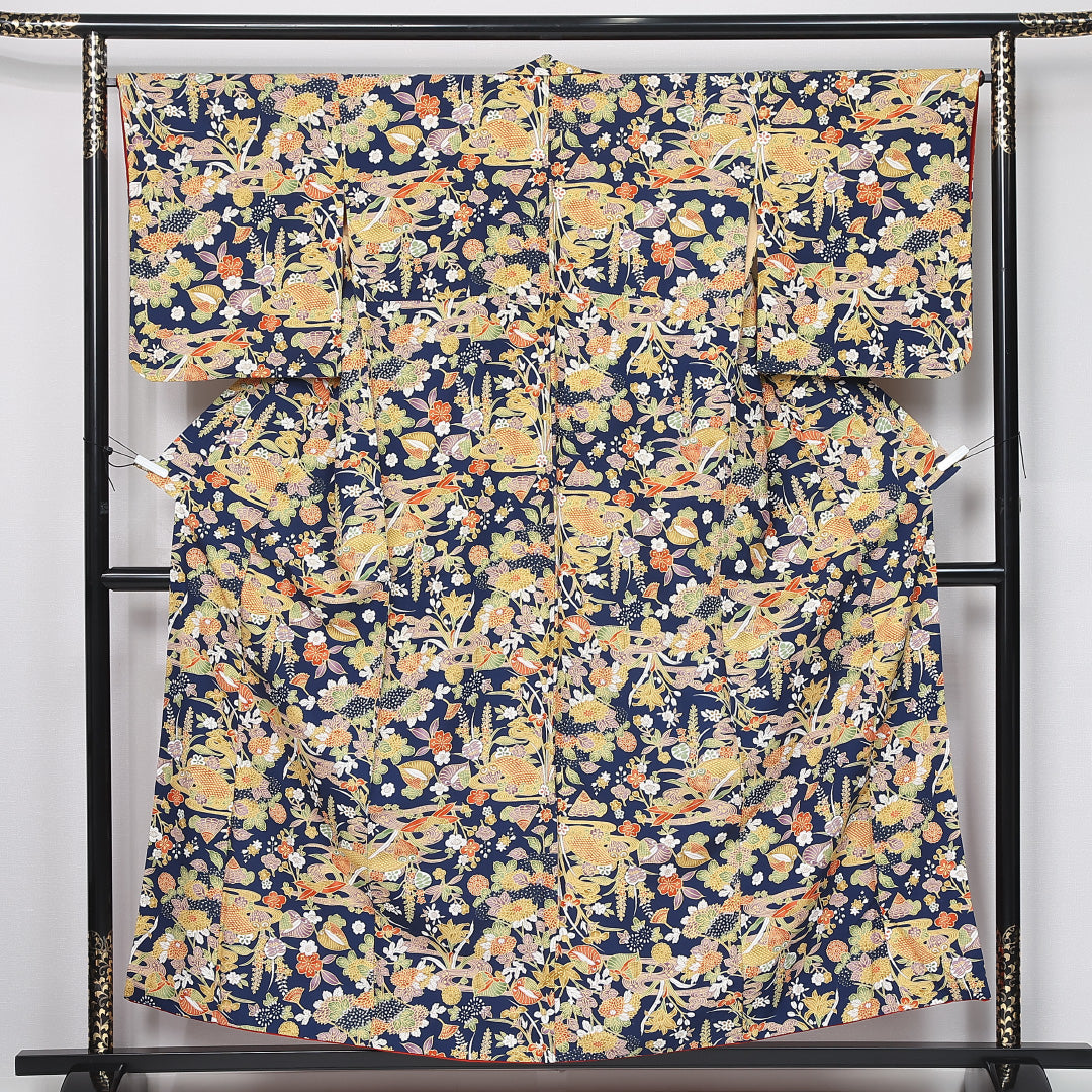 小紋 身丈155cm 裄丈66cm Aランク M 正絹 袷 バチ衿 吉祥文様 花柄 植物柄 京紅型 カジュアル 紺系 1215-12032