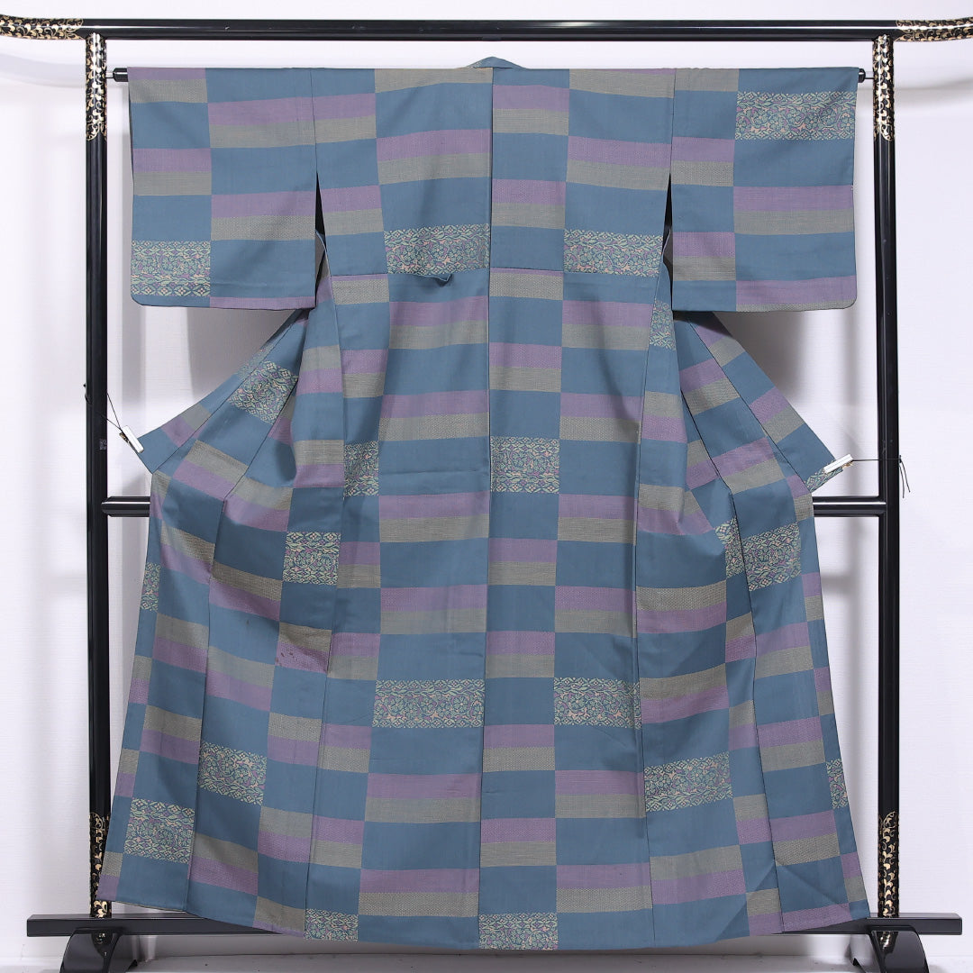 洗える着物 ウールの紬 単衣 身丈158cm 裄丈62cm ウール Bランク カジュアル バチ衿 Mサイズ 市松 青系 HP 1223-11556