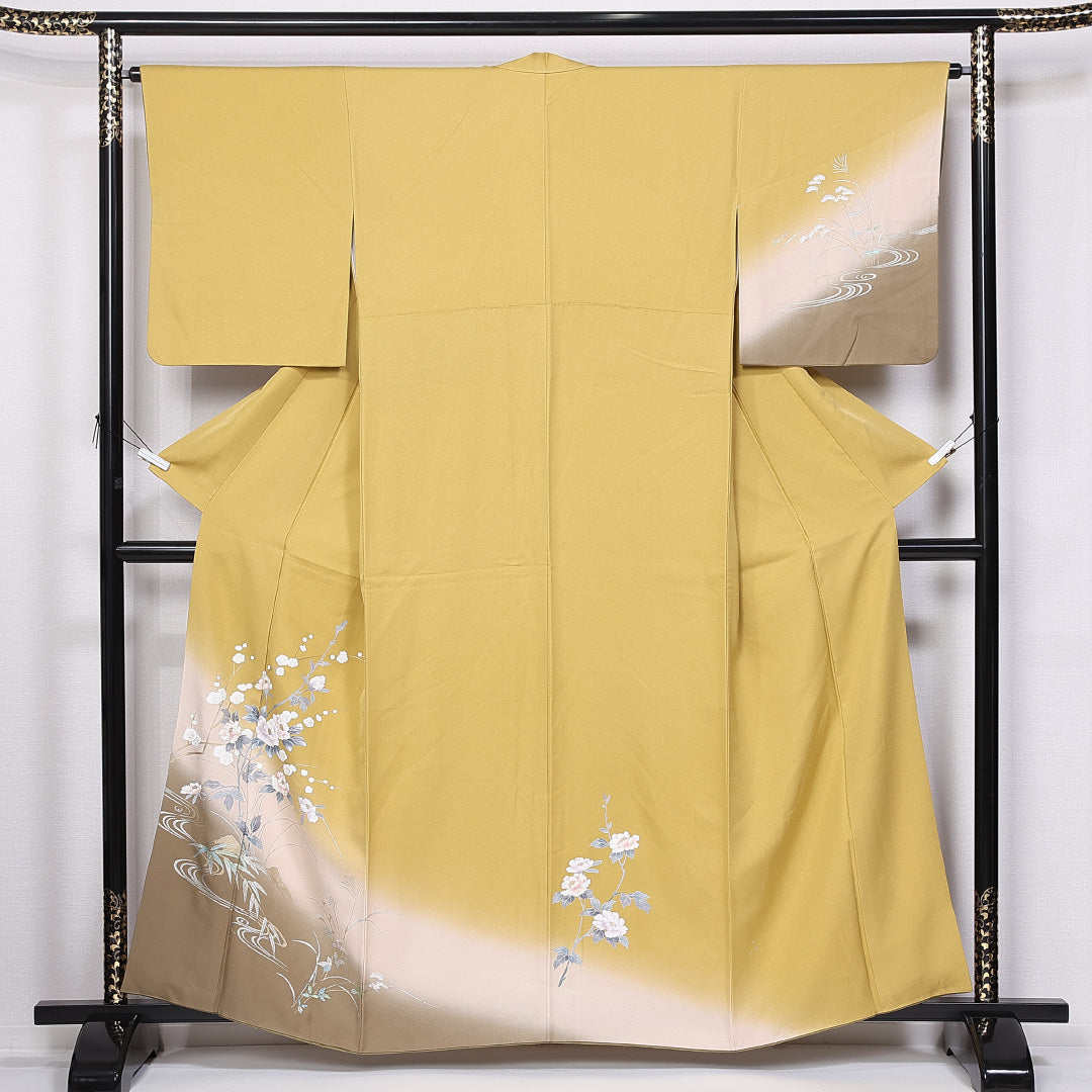 訪問着 袷 身丈158cm 裄丈63cm 正絹 Aランク セミフォーマル 広衿 Mサイズ ぼかし染 引箔 流水 牡丹 黄系 RP 1217-11180