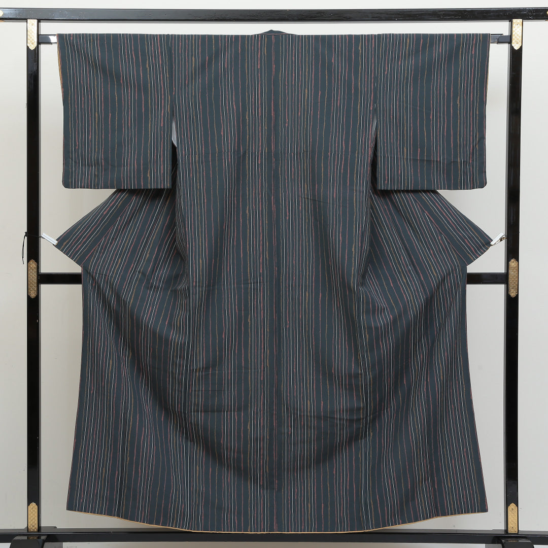 小紋 洗える着物 袷 身丈156cm 裄丈67cm ポリエステル Bランク Mサイズ 広衿 インフォーマル よろけ縞 紺系 緑系 1215-00971