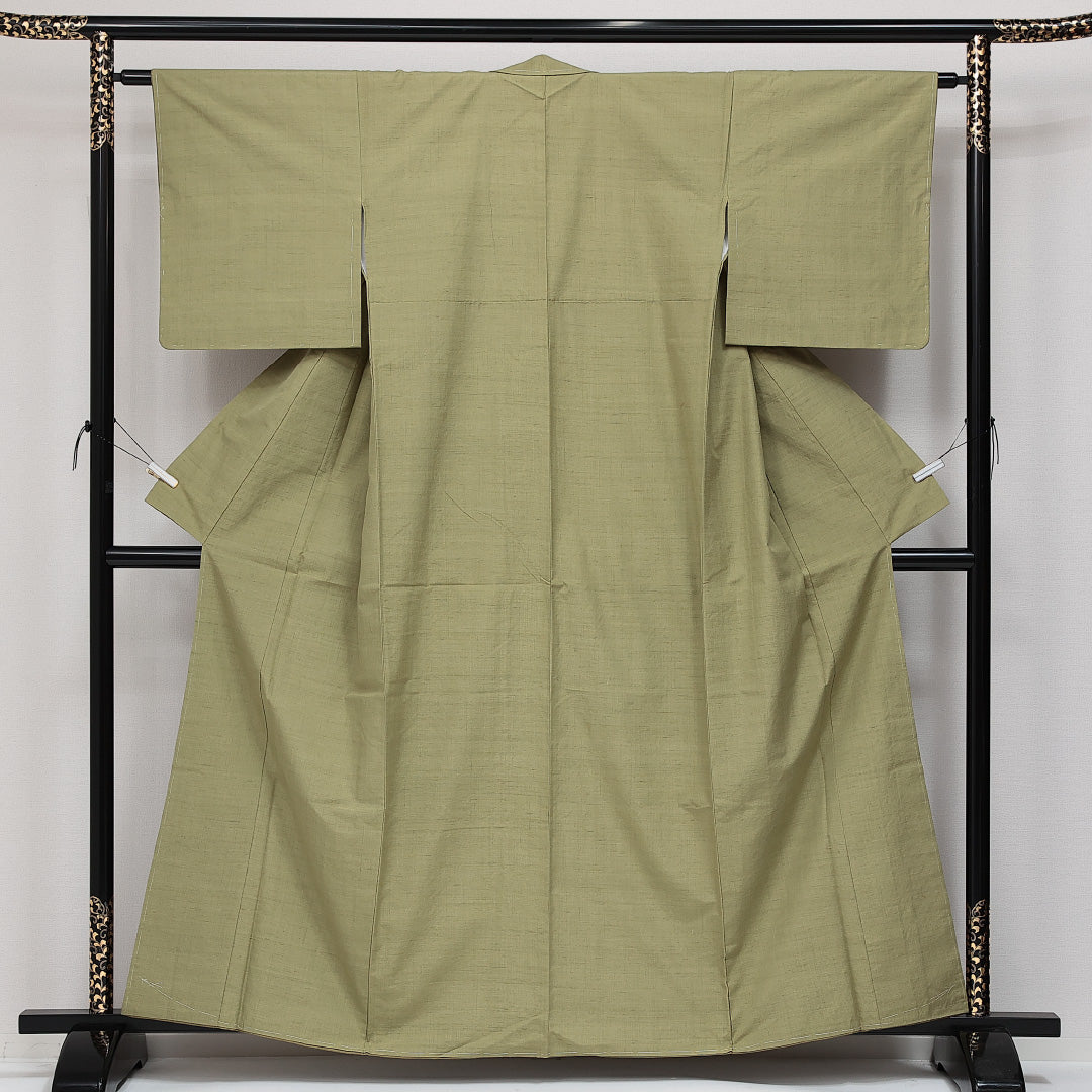 未使用　正絹　袷　結城紬（証紙あり）横段寄せ柄　身丈（肩から）159㎝　身幅広め 未使用 正絹 袷 結城紬（証紙あり）横段寄せ柄 身丈（肩から）159㎝