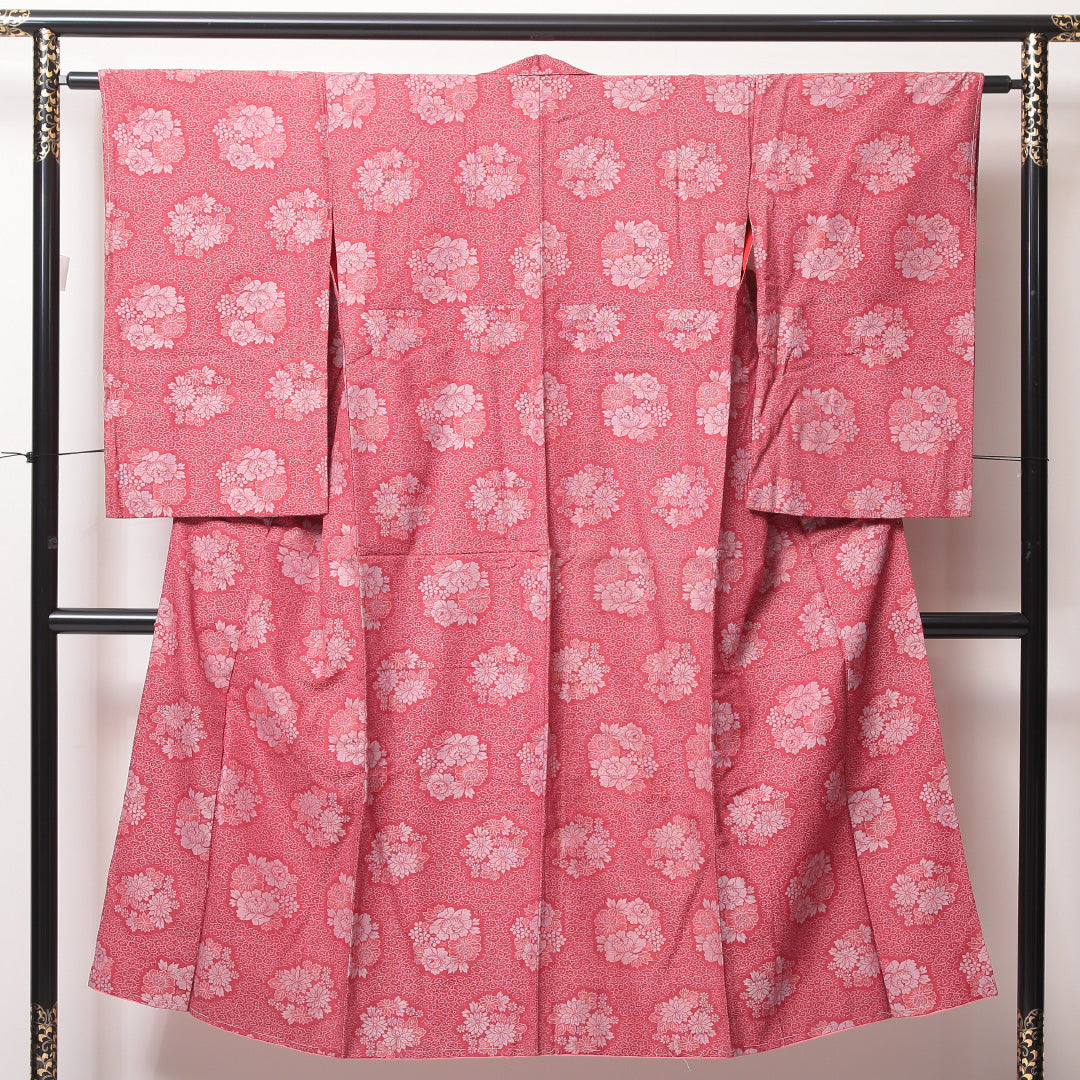 アンティーク お召 袷 身丈141cm 裄丈62cm 正絹 Aランク バチ衿 XSサイズ 菊 ピンク系 PO 1222-03525