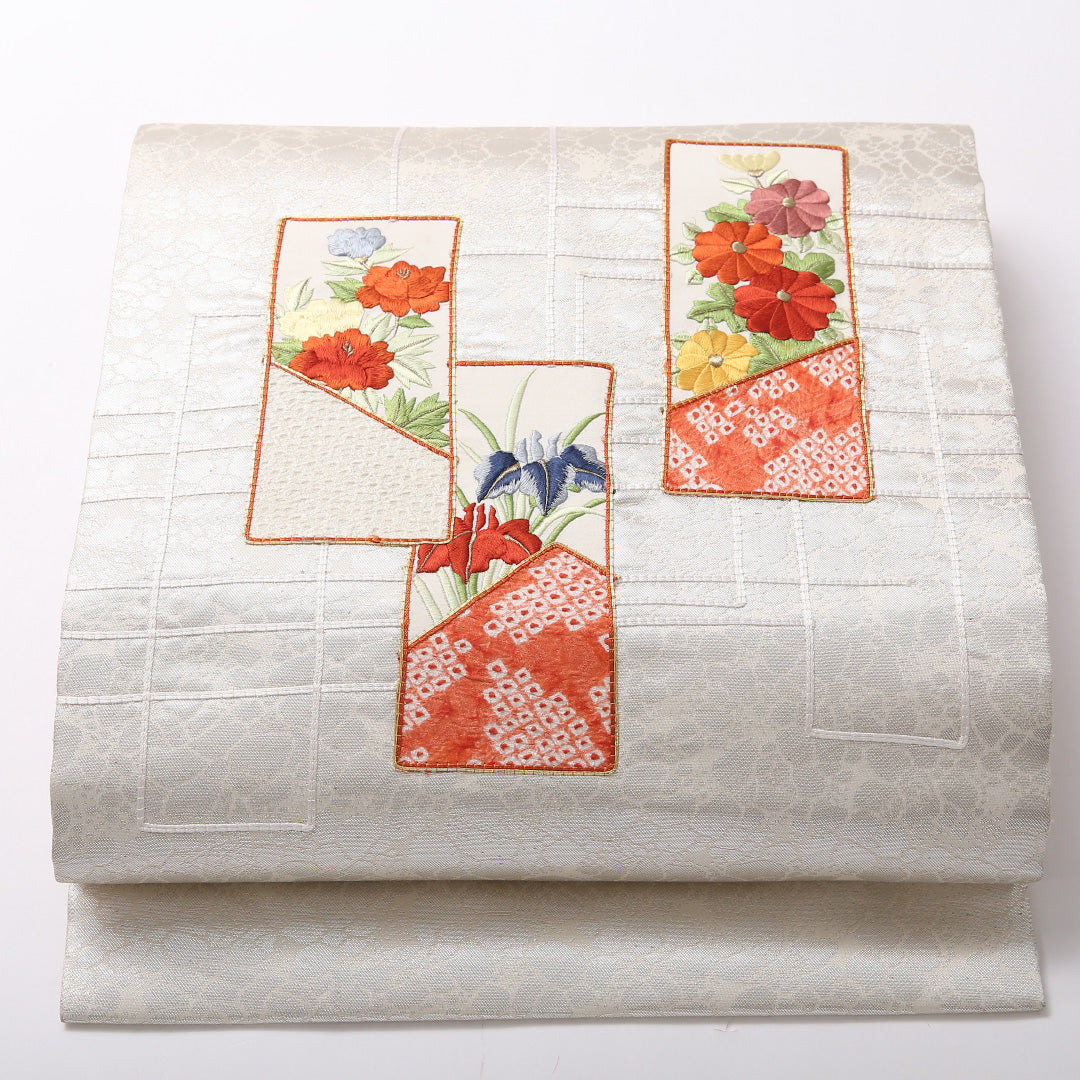 名古屋帯　セミアンティーク　菊　刺繍 名古屋帯 セミアンティーク 菊 刺繍 牡丹に菊文様刺繍の名古屋帯