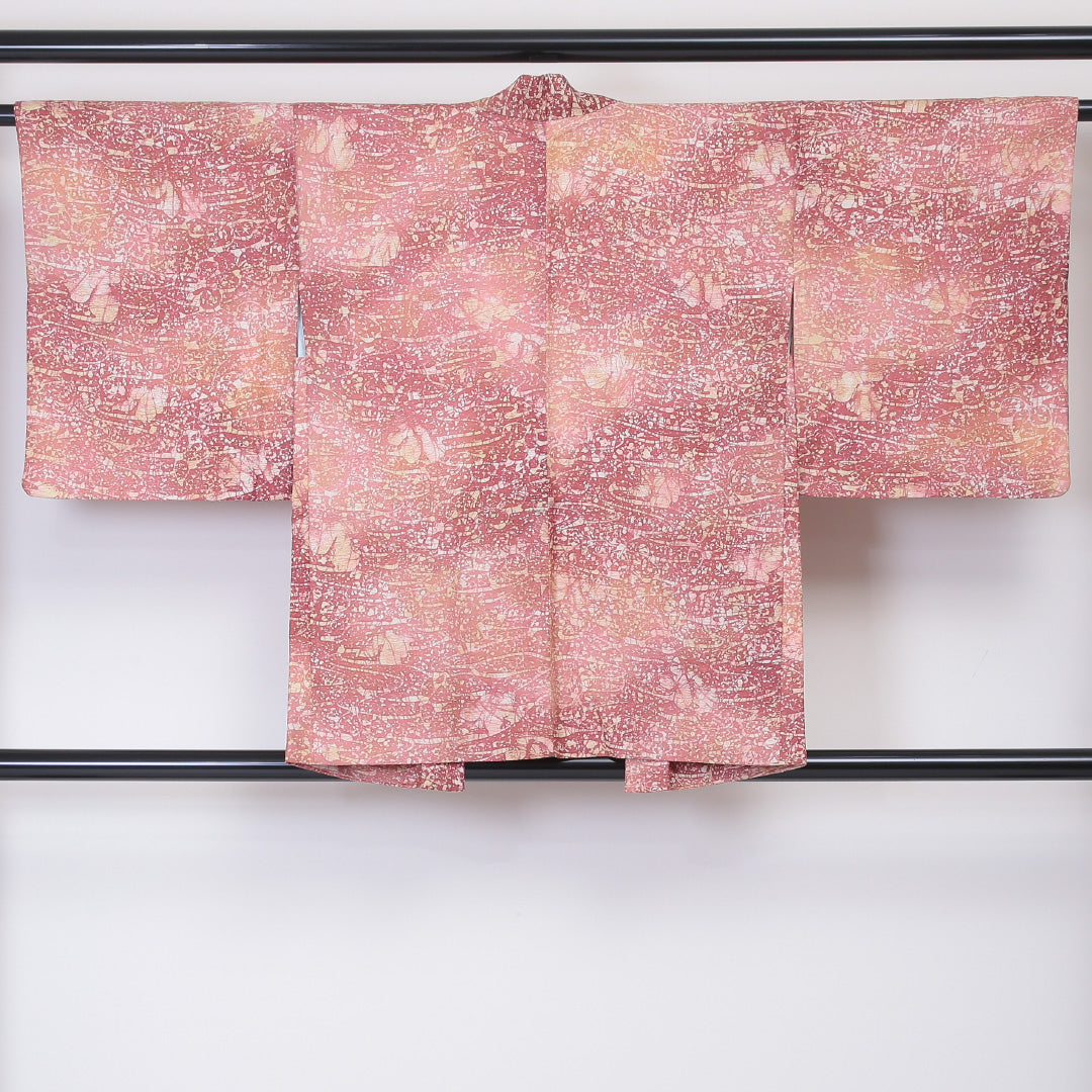 羽織 袷 身丈79cm 裄丈62cm 正絹 Aランク Sサイズ カジュアル 紐あり 創作柄 ピンク系 1217-05942