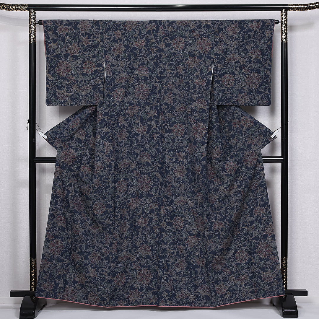 紬 袷 身丈162cm 裄丈64cm 正絹 Dランク カジュアル 広衿 Lサイズ 唐華 紺系 LP 1223-11302