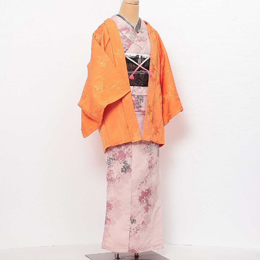 未使用品 洗える着物 羽織 袷 身丈77cm 裄丈63cm ポリエステル Nランク 紋意匠 (紅葉) カジュアル Sサイズ 紐あり しつけ糸 朱系 RP 1232-13688
