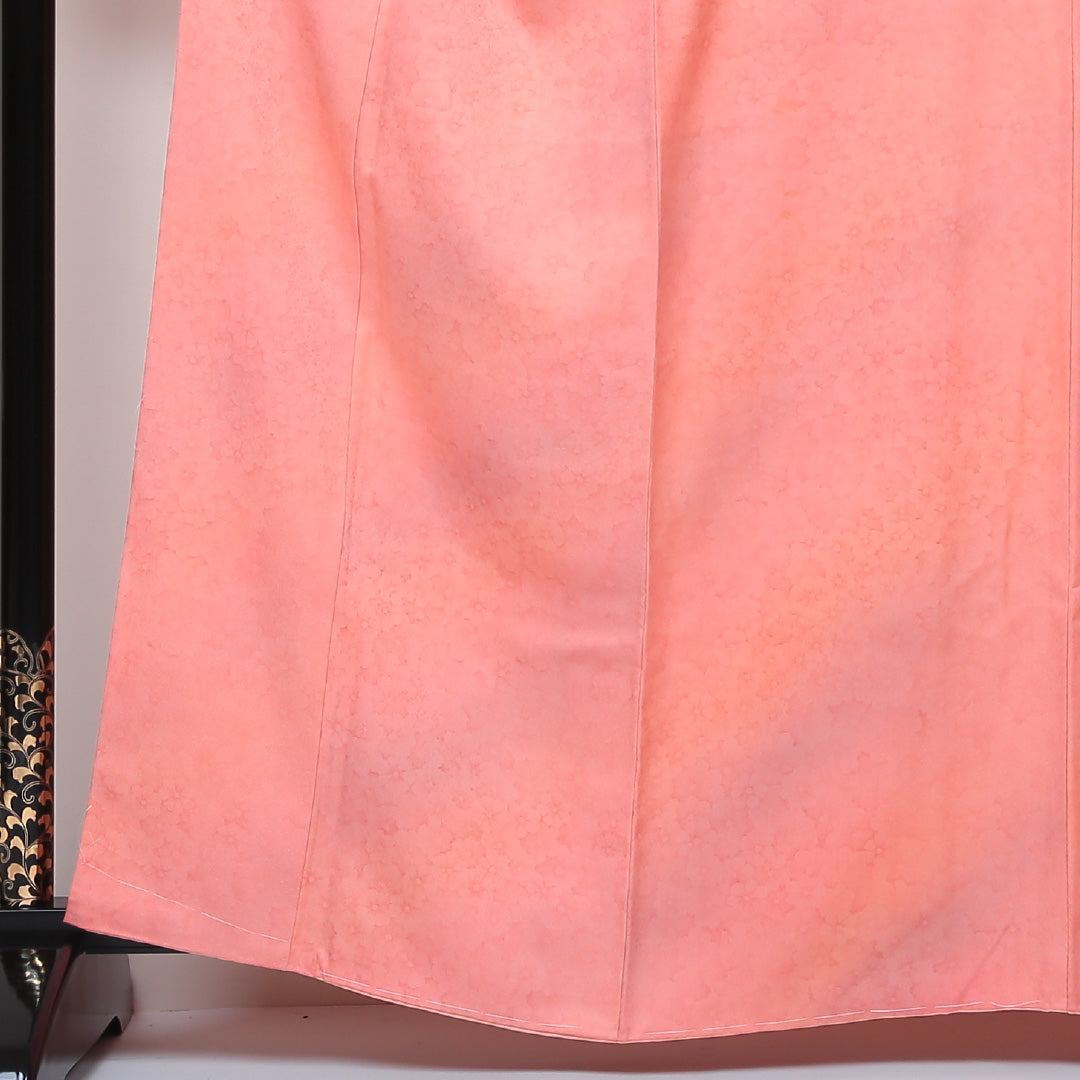 色無地 袷 身丈161cm 裄丈65cm 正絹 Sランク Lサイズ 広衿 一つ紋(蔦) セミフォーマル 紋意匠 花柄 ぼかし染 しつけ糸 ピンク系 1214-05131