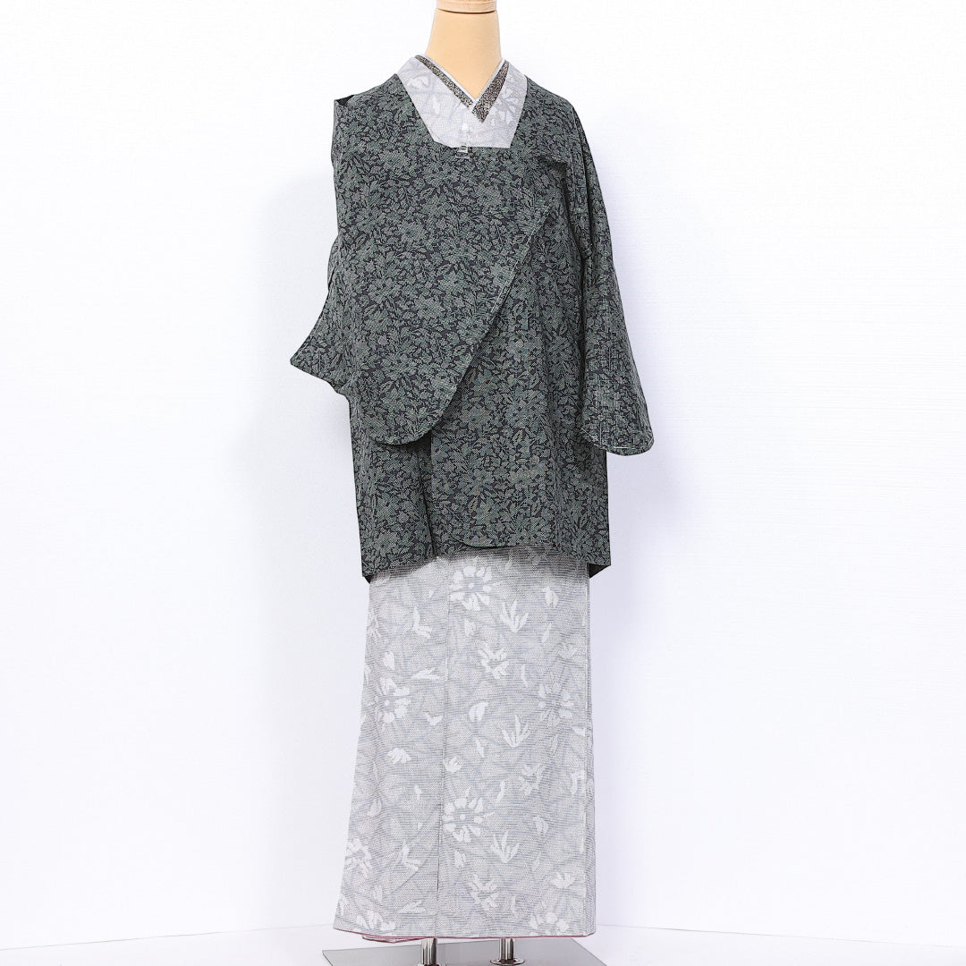 道行コート (大島紬) 袷 身丈83cm 裄丈63cm 正絹 Sランク インフォーマル Sサイズ 経緯絣 植物柄 緑系 RP 1237-10776