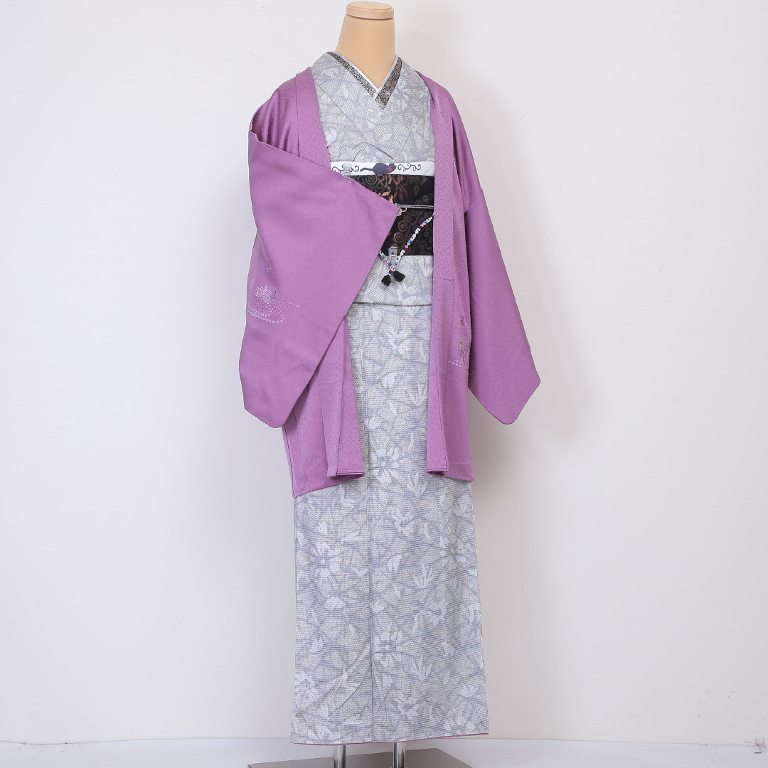 羽織 袷 身丈84cm 裄丈62cm 正絹 Aランク カジュアル Sサイズ ふくれ織 刺繍 紐あり 花柄 紫系 RP 1232-06036