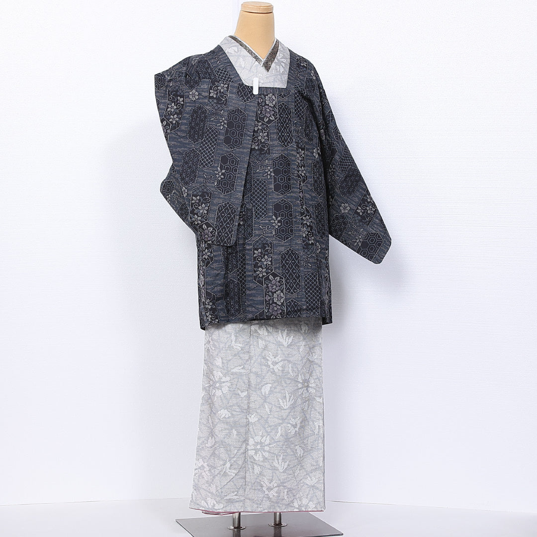 道行コート 身丈86cm 裄丈63.5cm S 正絹 Sランク 袷 紬 ポケットあり 亀甲 1263-10738