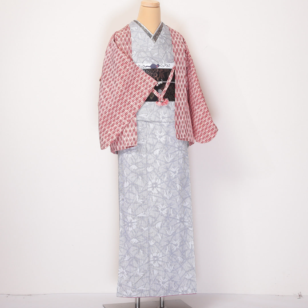 羽織 身丈66cm 裄丈63cm S 洗える着物 ポリエステル 矢絣 紐あり 白系 Aランク 1217-00807