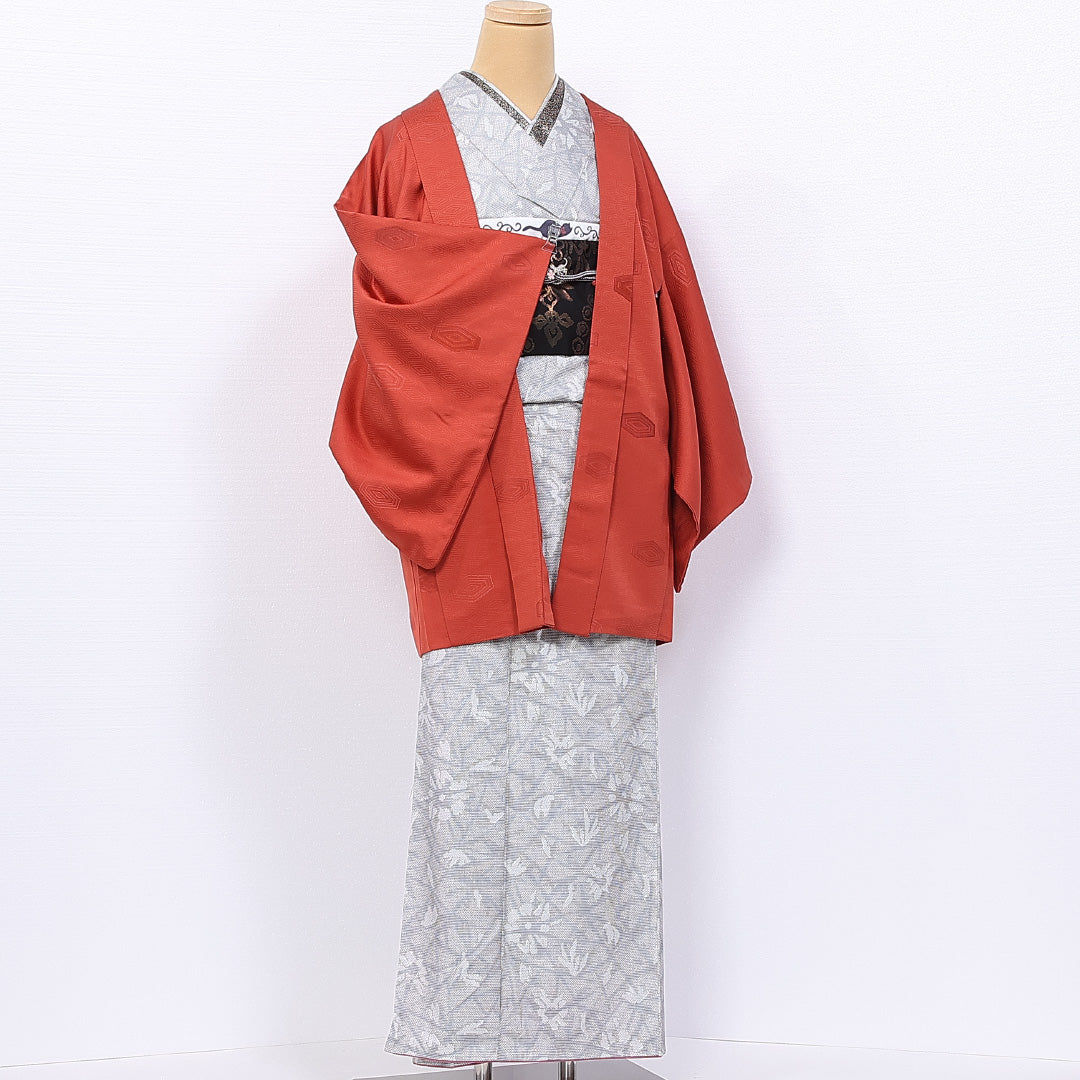 羽織 袷 身丈80cm 裄丈67cm 正絹 Sランク カジュアル Mサイズ 紐あり 亀甲 赤系 RP 1232-11101