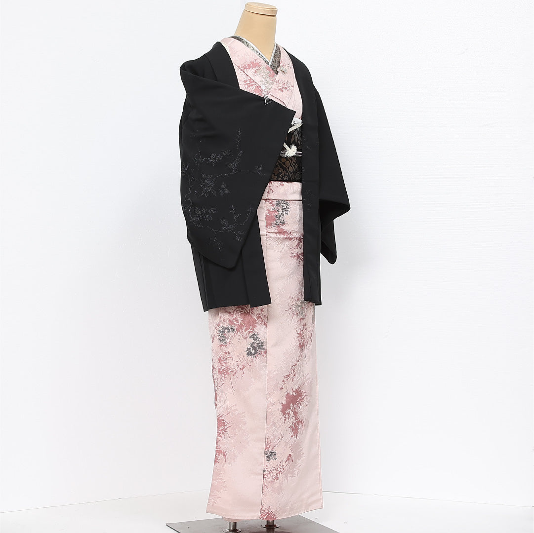 黒羽織 袷 身丈78cm 裄丈63cm 正絹 Sランク 一つ紋 (丸に蔦) セミフォーマル Sサイズ 漆糸 紐あり 植物柄 黒系 RP 1233-13422