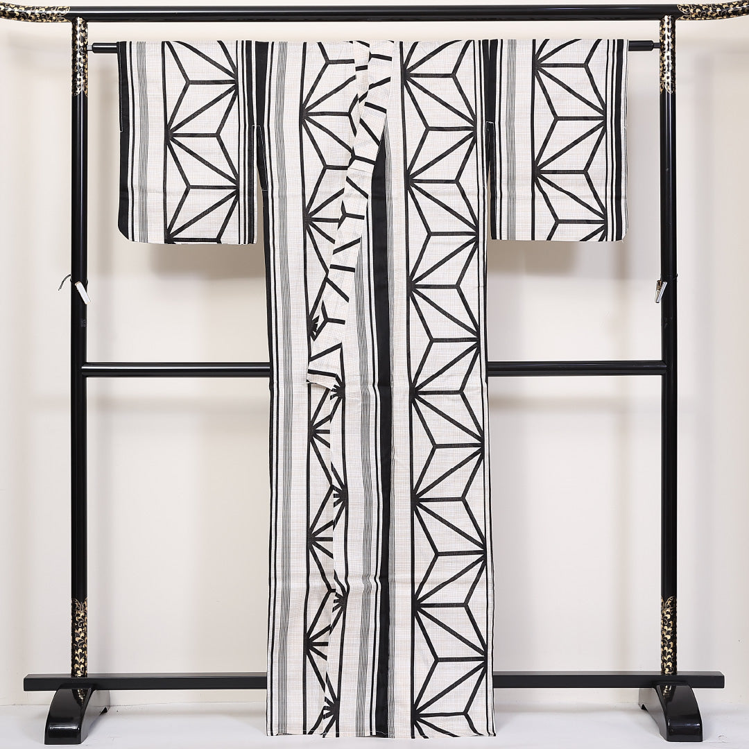 新品 浴衣 綿麻 身丈163cm 裄丈67cm 洗える着物 麻の葉 黒系 茶系 Nランク 1218-00050