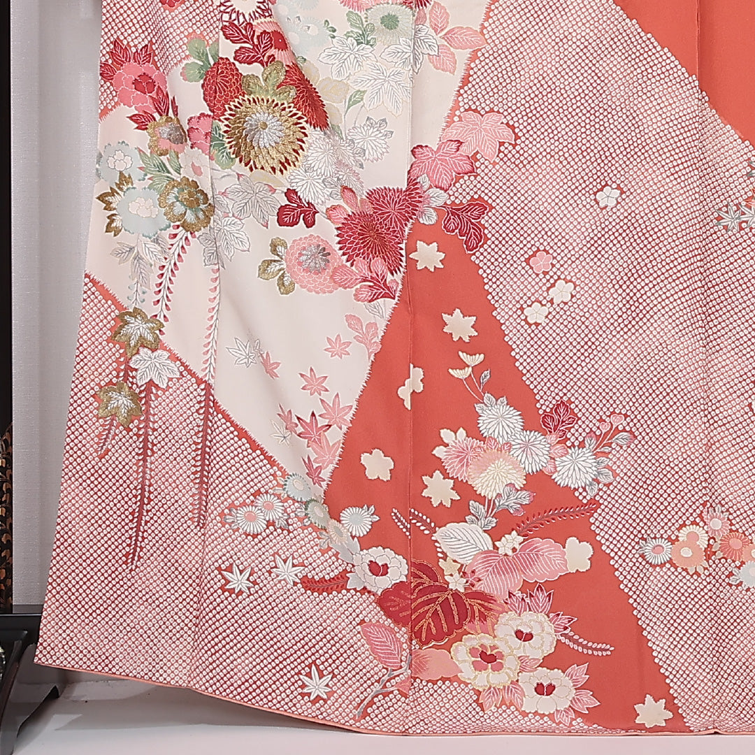 振袖 身丈166cm 裄丈67.5cm Cランク 正絹 袷 広衿 XL 菊 金銀糸 フォーマル 古典的 優しい ピンク系 1213-F0499