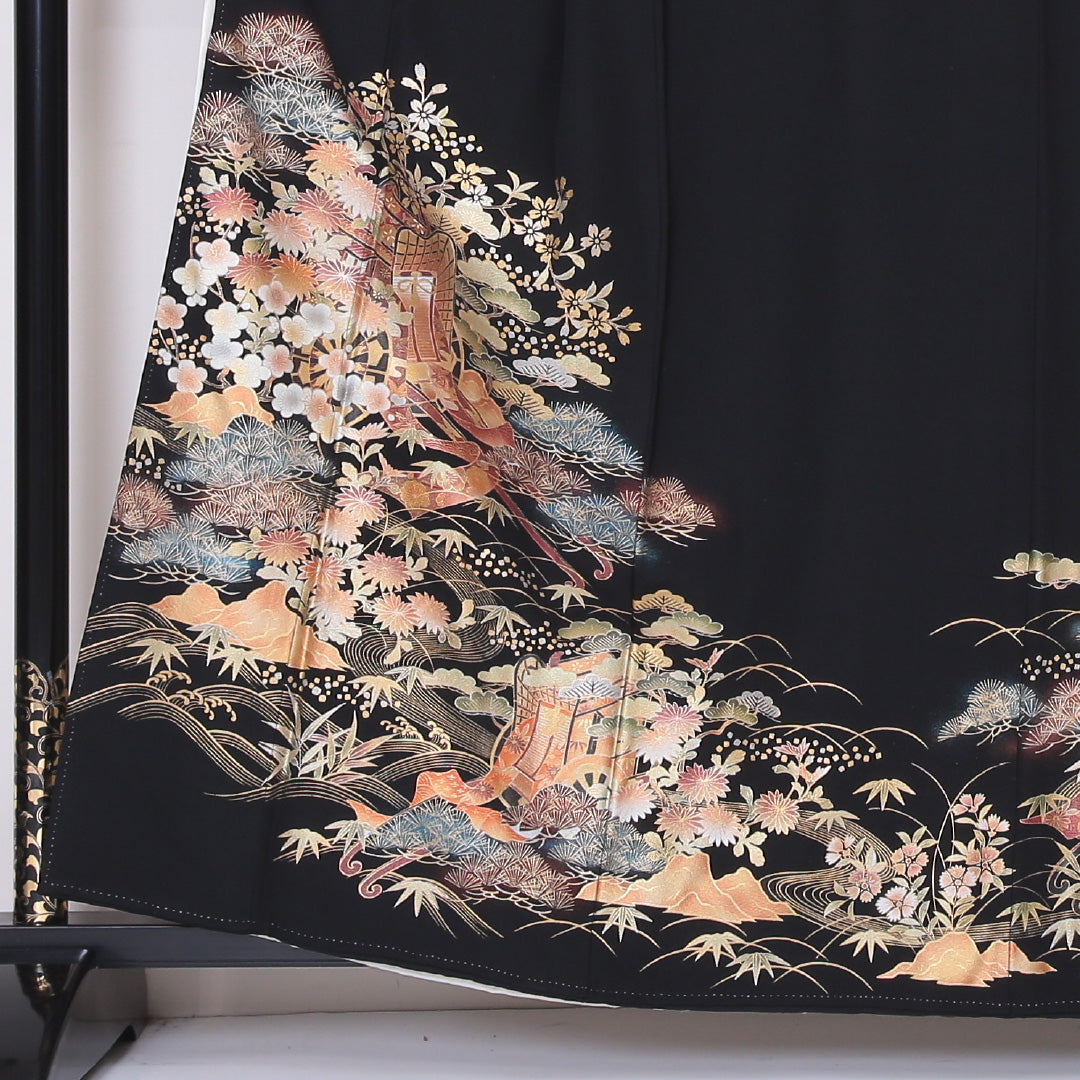 黒留袖 五つ紋 丸に四ツ目菱 身丈161cm 裄丈64cm Aランク 正絹 袷 比翼 広衿 L 落款 たたき染 御所車 梅 松 フォーマル 黒系 1211-F0218