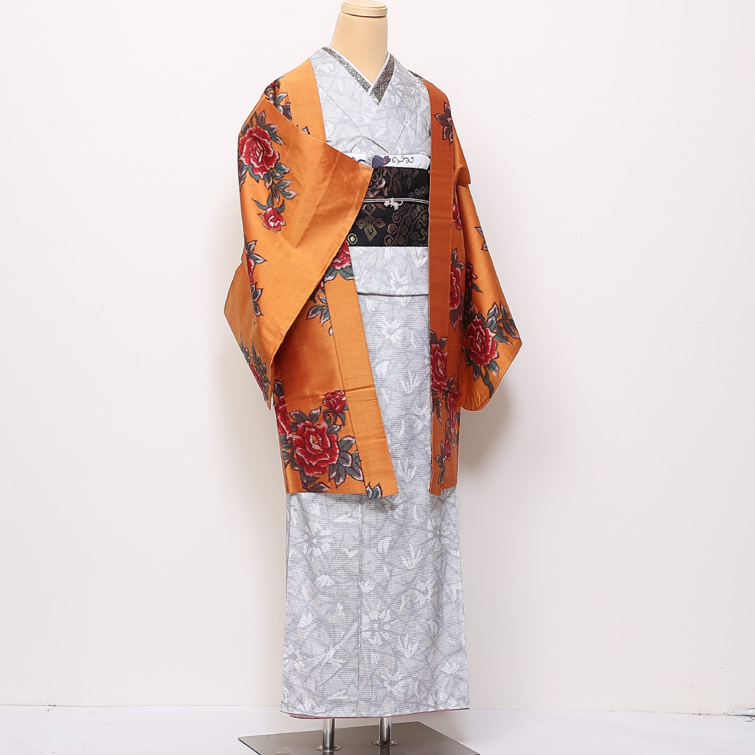 アンティーク 羽織 (銘仙) 袷 身丈90cm 裄丈63cm 正絹 Aランク Sサイズ 牡丹 黄系 RP 1232-06171