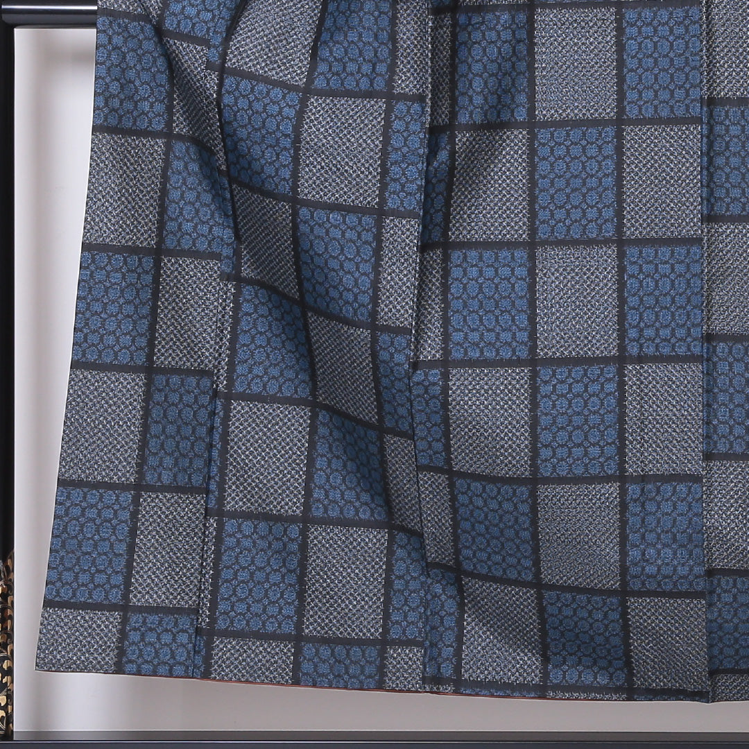 紬 袷 身丈154cm 裄丈60cm 正絹 Sランク Sサイズ バチ衿 カジュアル 市松 黒系 1216-03244