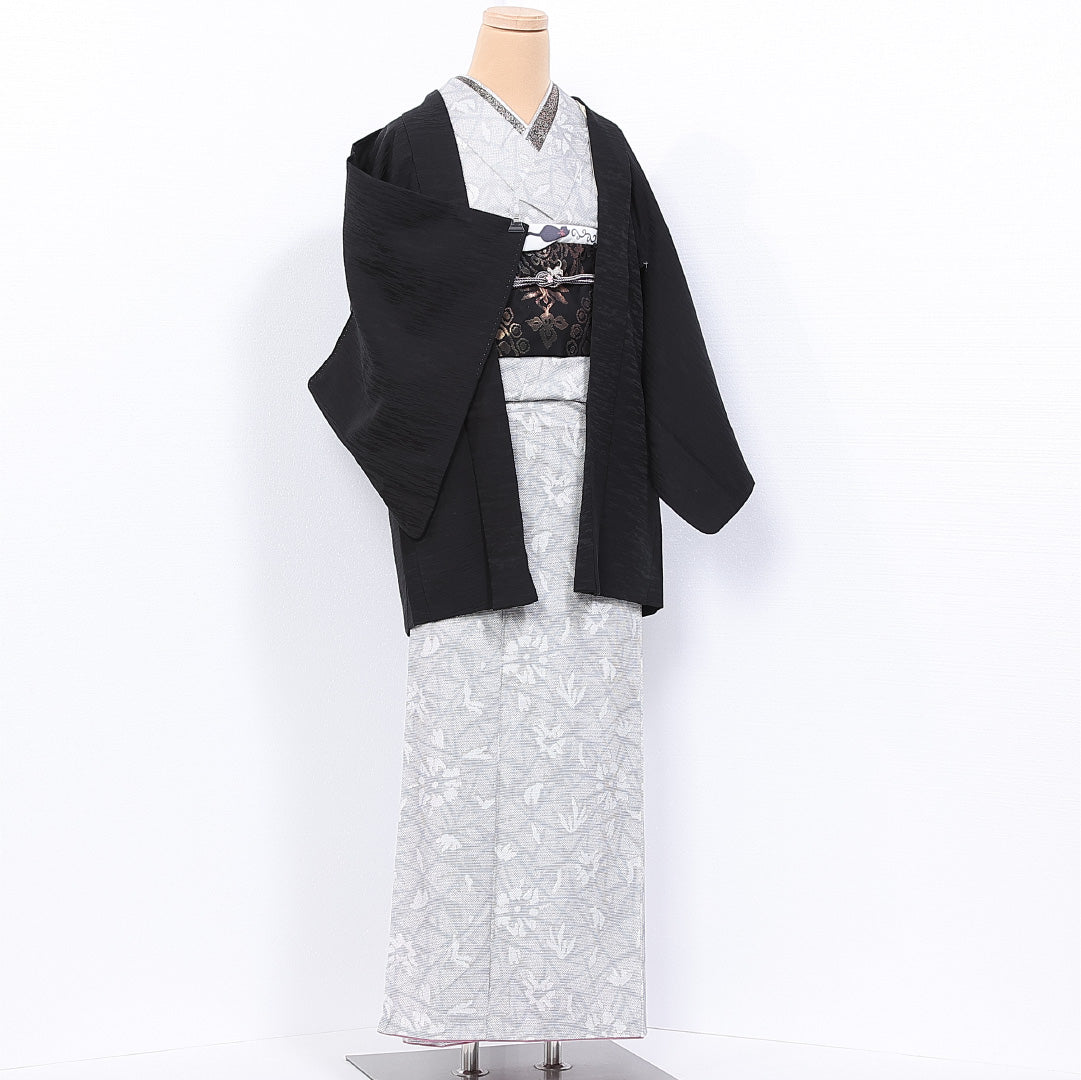 黒羽織 袷 身丈78cm 裄丈62cm 正絹 Sランク 一つ紋 (丸に日の丸扇) 紋意匠 (抽象柄) セミフォーマル Sサイズ 花柄 黒系 RP 1233-11153