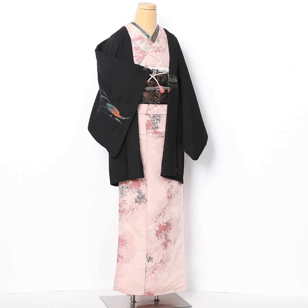 黒羽織 袷 身丈81cm 裄丈62cm 正絹 Cランク 一つ紋 (蔦) セミフォーマル Sサイズ 紐あり 創作柄 黒系 LP 1233-12750