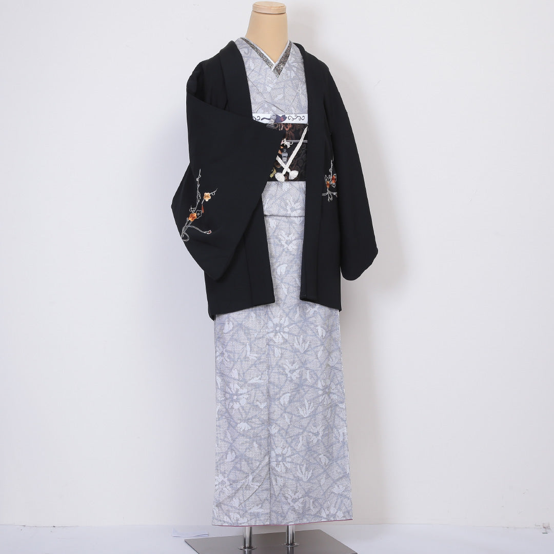 黒羽織 袷 身丈78cm 裄丈64cm 正絹 Sランク インフォーマル Mサイズ 蘇州刺繍 相良刺繍 紐あり 花車 黒系 PO 1233-05877