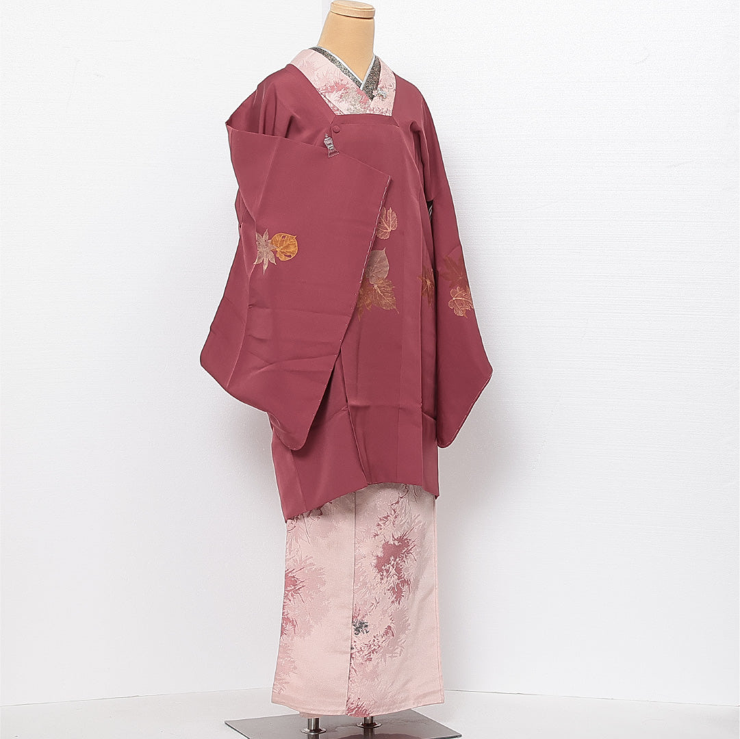 未使用品 道行コート 袷 身丈95cm 裄丈66cm 正絹 Sランク Mサイズ ポケットあり 落款 しつけ糸 紅葉 楓 ピンク系 RP 1237-13699