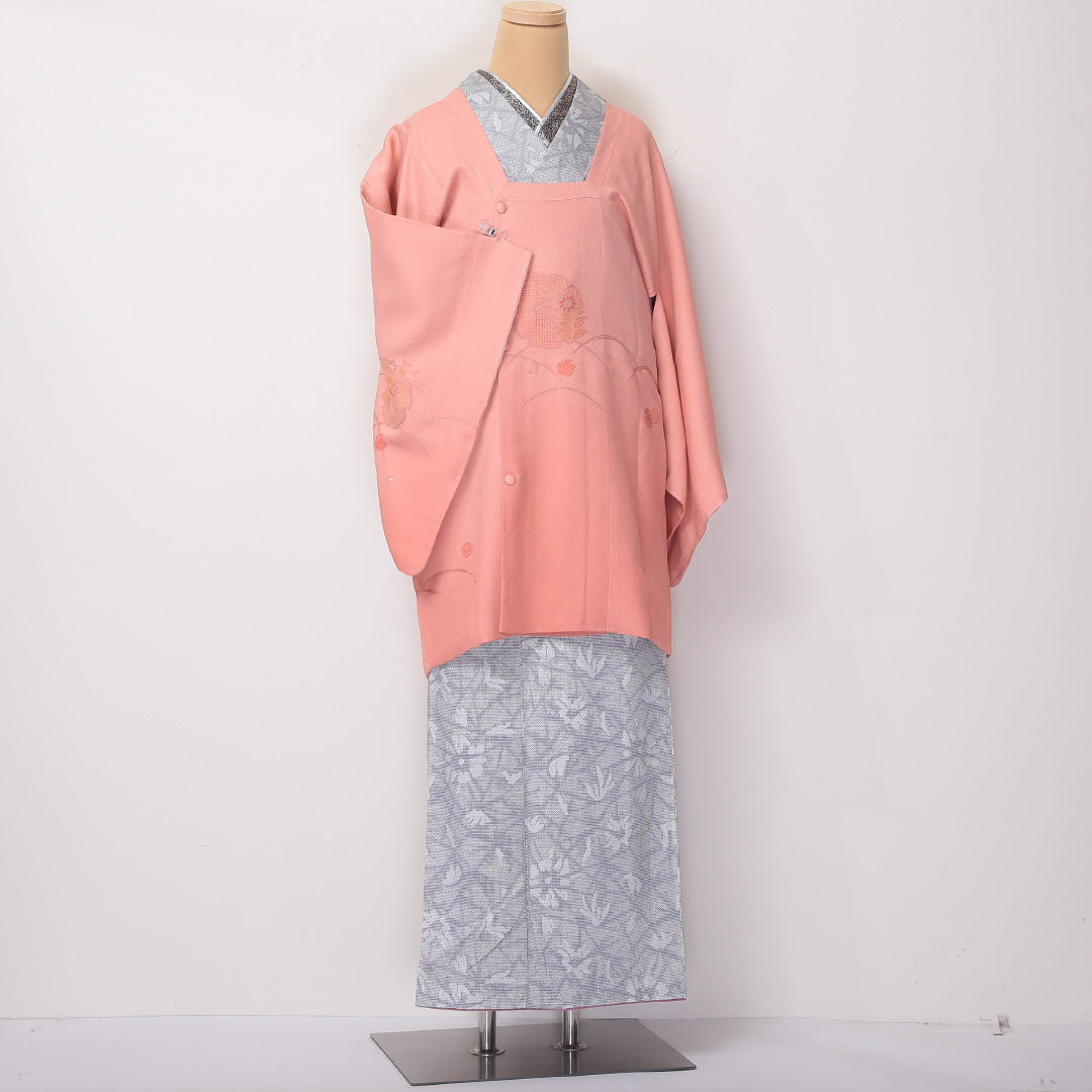 未使用品 道行コート 袷 身丈86cm 裄丈63cm 正絹 Sランク セミフォーマル Sサイズ ぼかし染 汕頭刺繍 しつけ糸 雪輪 花柄 ピンク系 M4 1237-06112