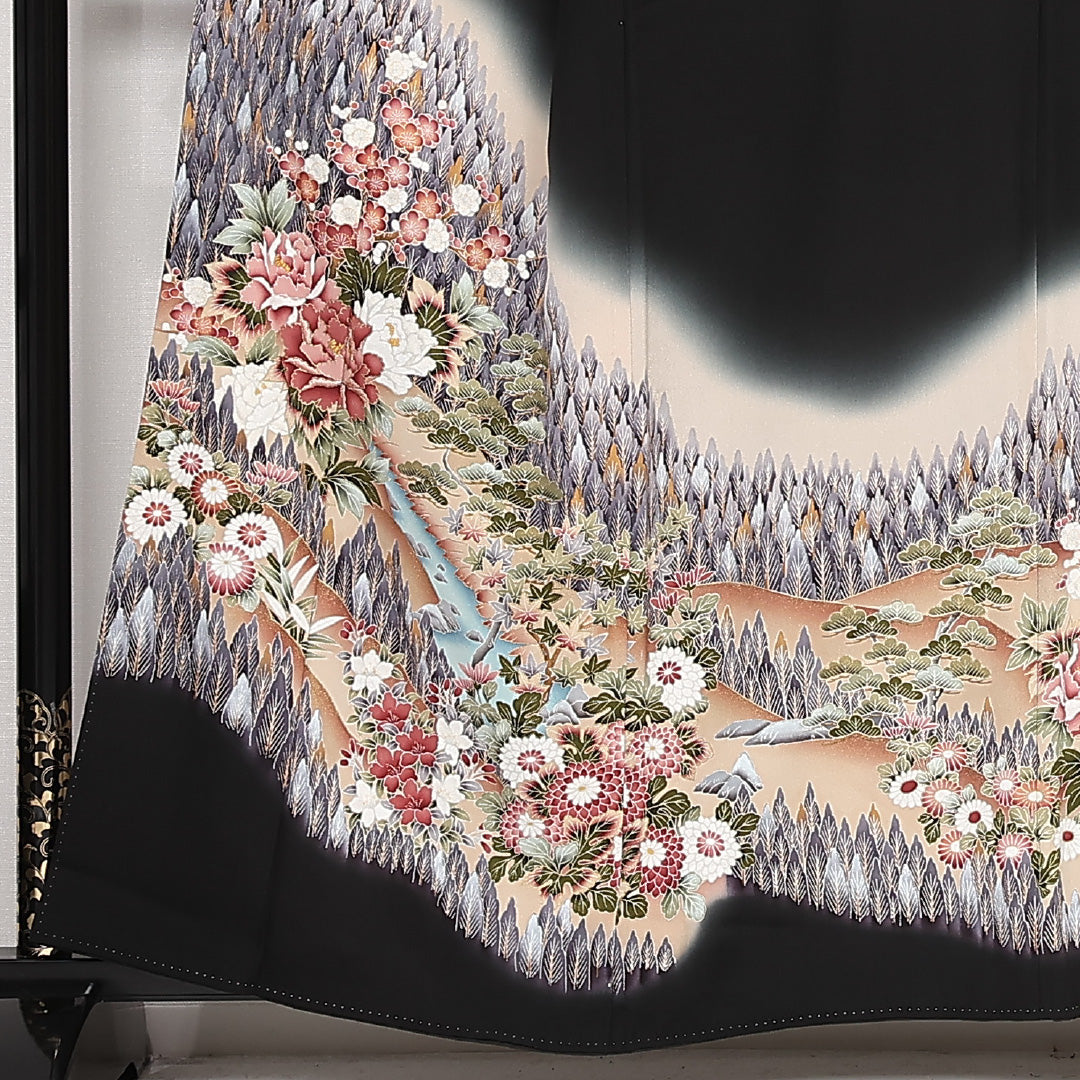 黒留袖 五つ紋 丸に梅鉢 身丈157cm 裄丈66cm Sランク 正絹 袷 比翼 広衿 M 落款 加賀友禅 風景柄 フォーマル 華やか 重厚感 黒系 1211-F0571