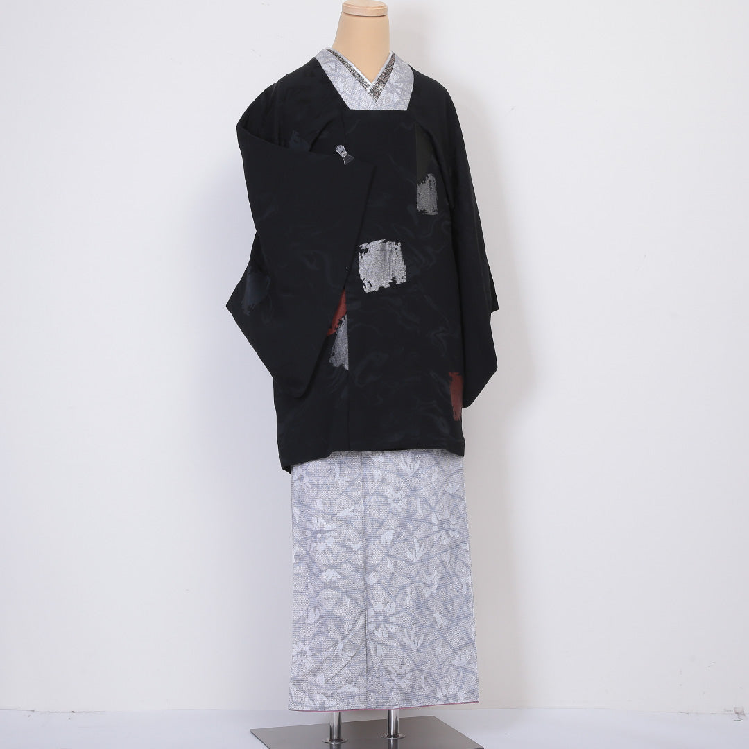アンティーク 道行コート 袷 身丈86cm 裄丈63cm 正絹 Aランク Sサイズ 刺繍 家紋柄 黒系 RP 1237-05906