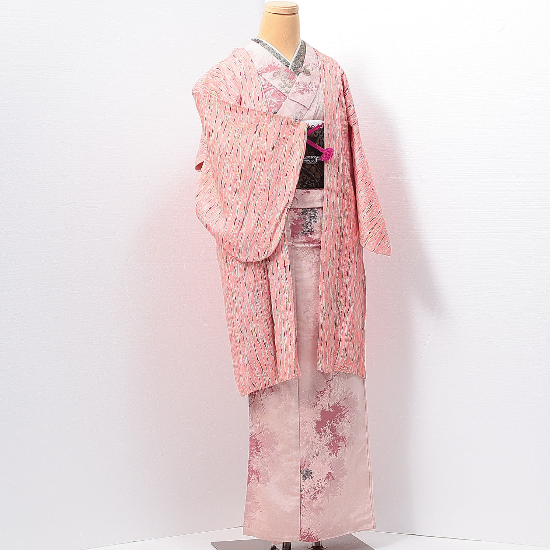 羽織 袷 身丈92cm 裄丈63cm 正絹 Sランク カジュアル Sサイズ 紐あり 創作柄 ピンク系 RP 1232-14639