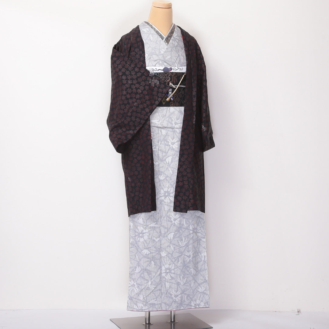 アンティーク 黒羽織 身丈92cm 裄丈62cm S 正絹 紅葉 金彩 紐あり 黒系 Aランク 1217-00758