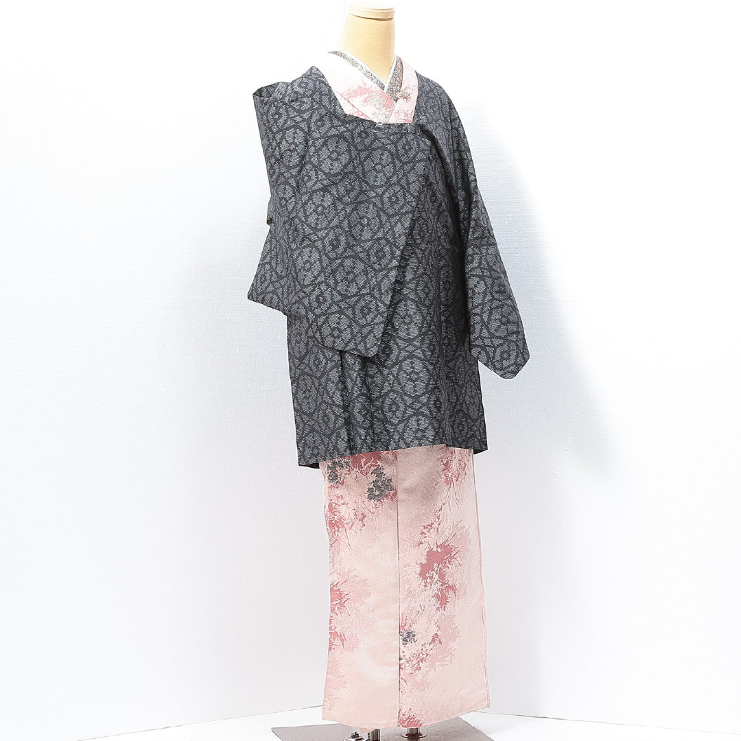 道行コート 袷 身丈85cm 裄丈64cm 正絹 Sランク カジュアル Mサイズ 幾何学柄 黒系 RP 1237-14662